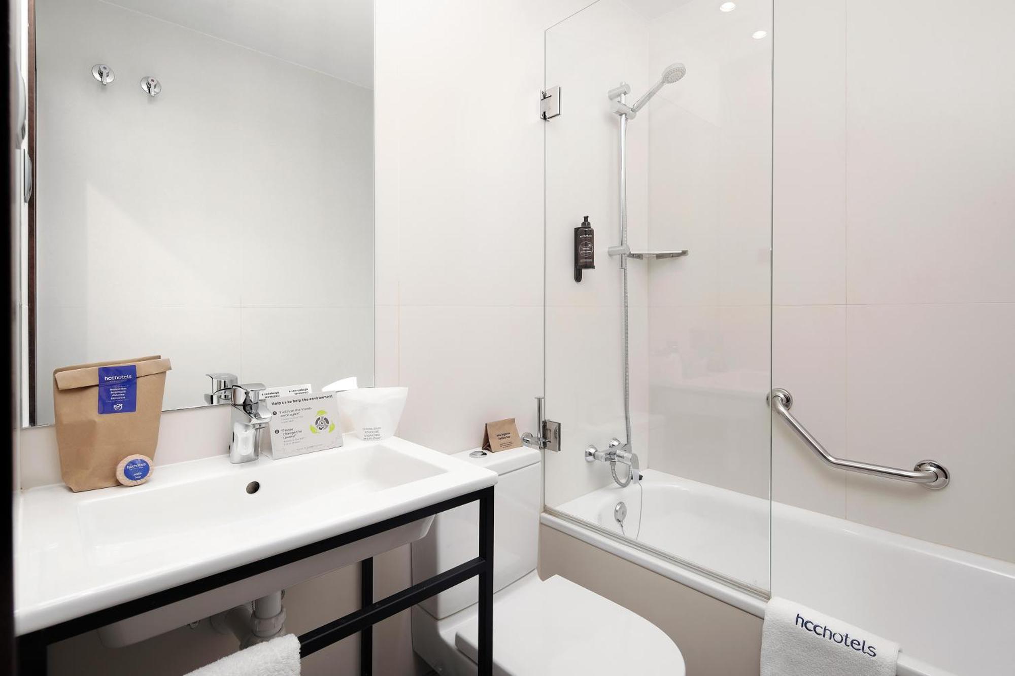 Quarto com 2 Camas de Solteiro