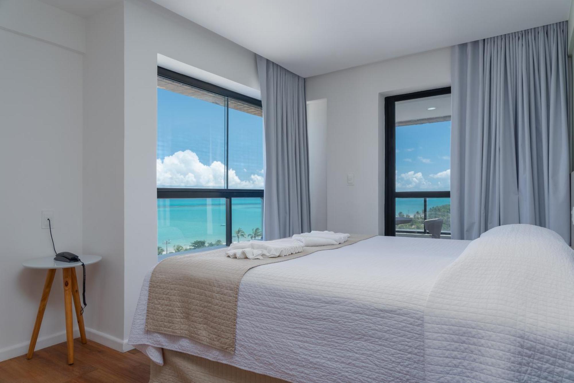 Premium Front Sea Balcony