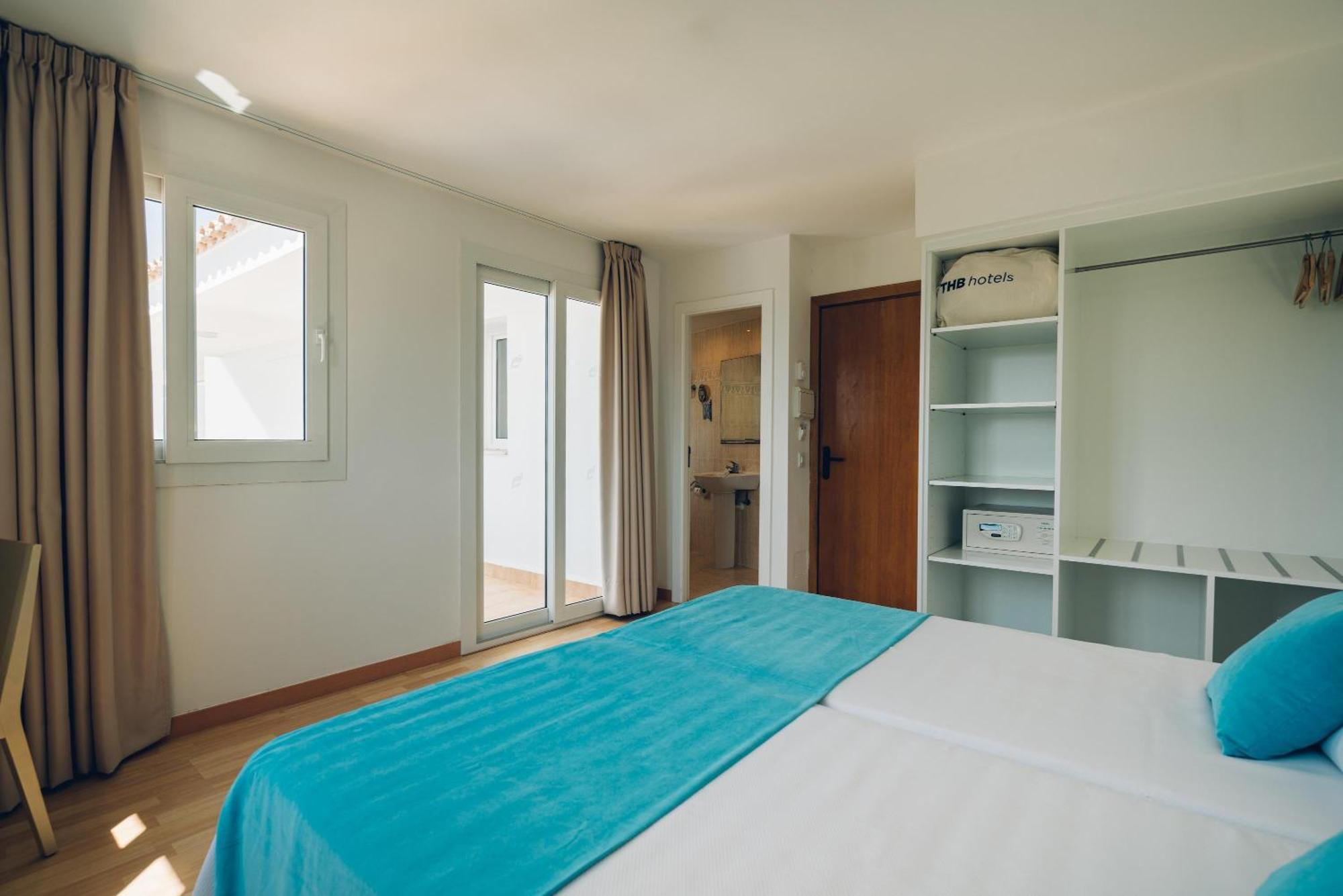 Superior Double Room Pool View