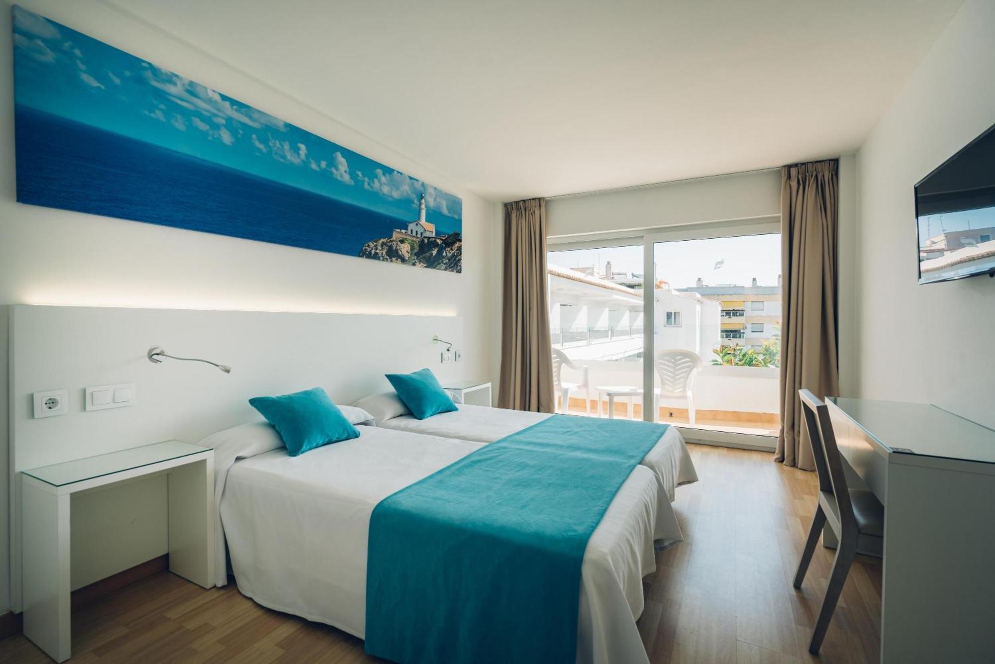 Double Room Pool View