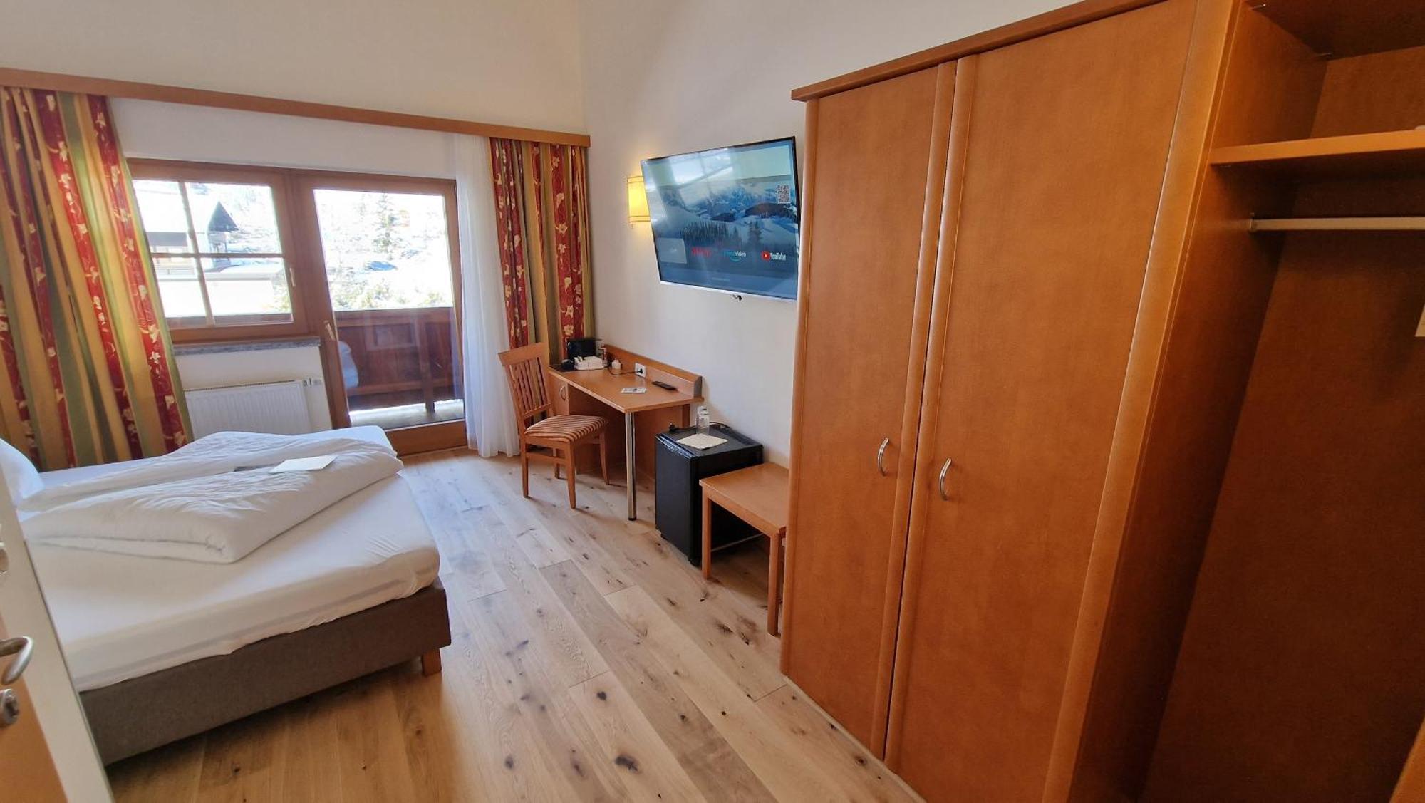 Double Room Mountain View