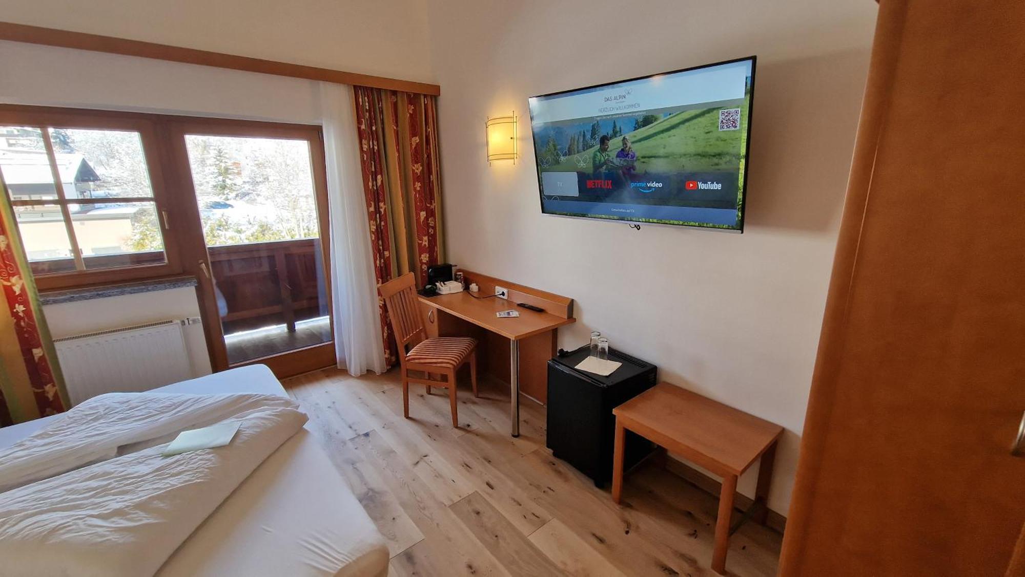 Double Room Mountain View