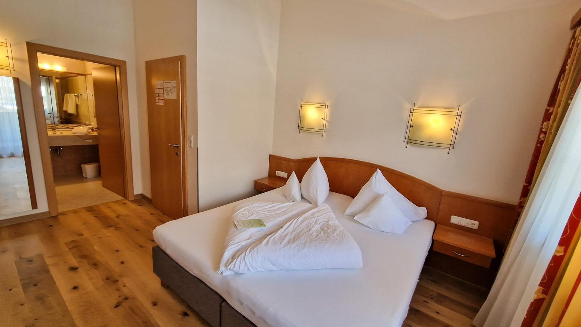 Double Room Mountain View
