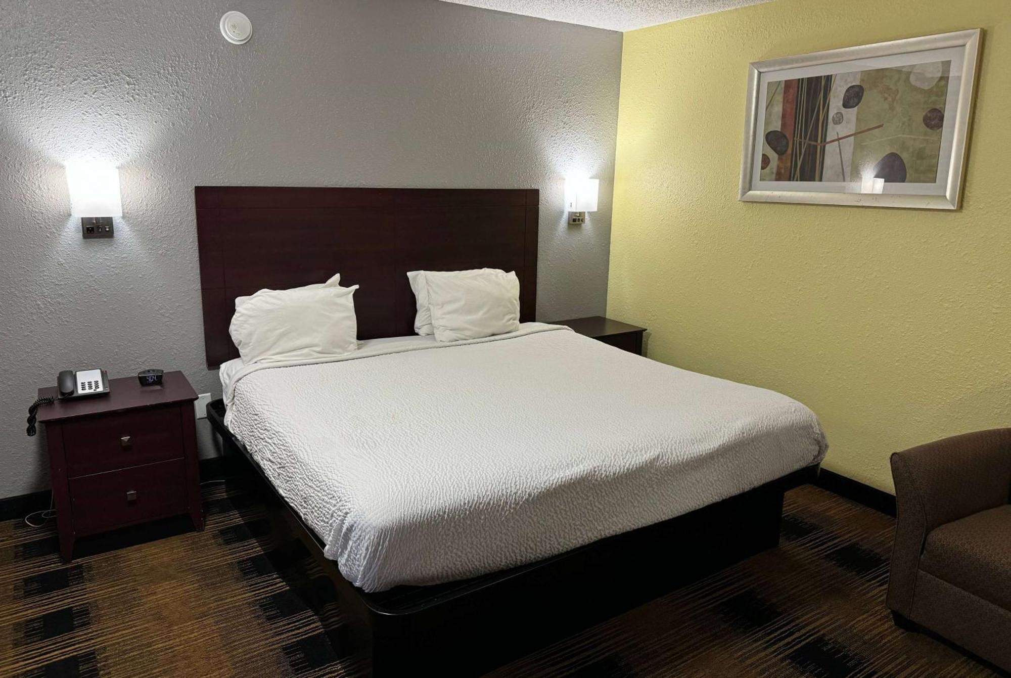 King Room - Non-Smoking