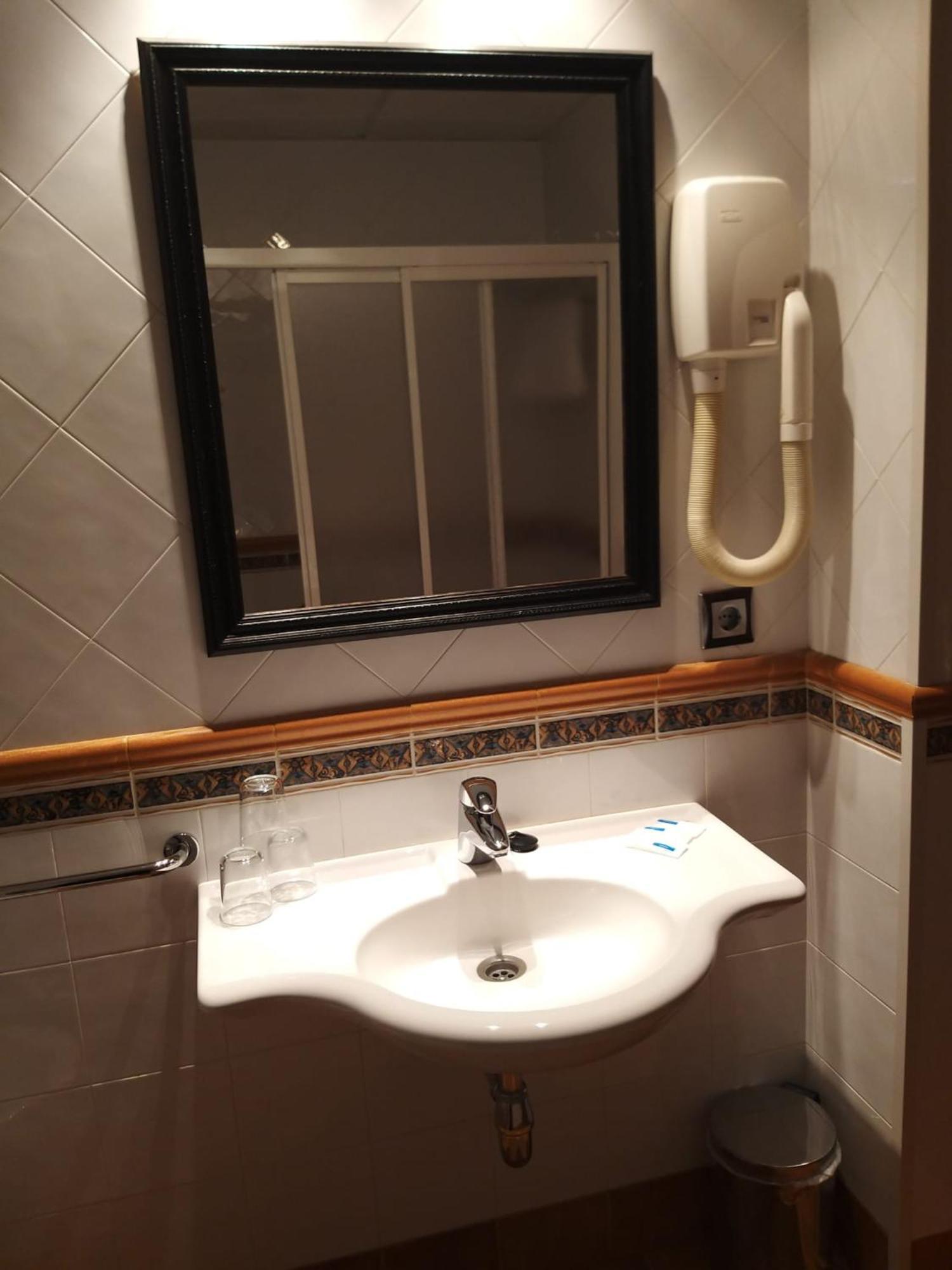 Habitación Doble con cama supletoria