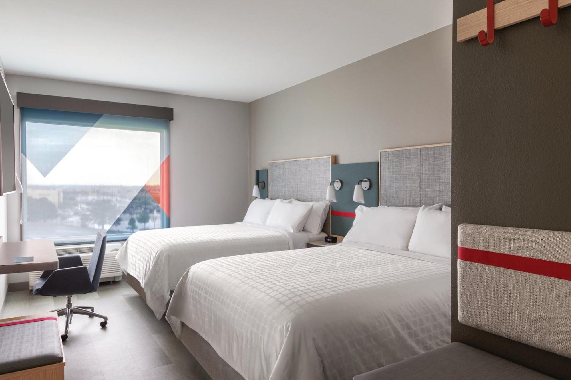 Standard Room with Two Queen Beds
