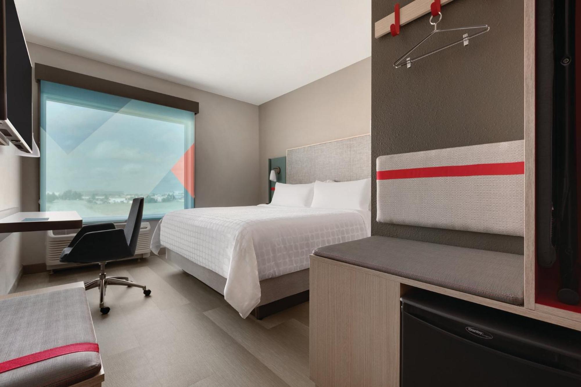 Standard King Room