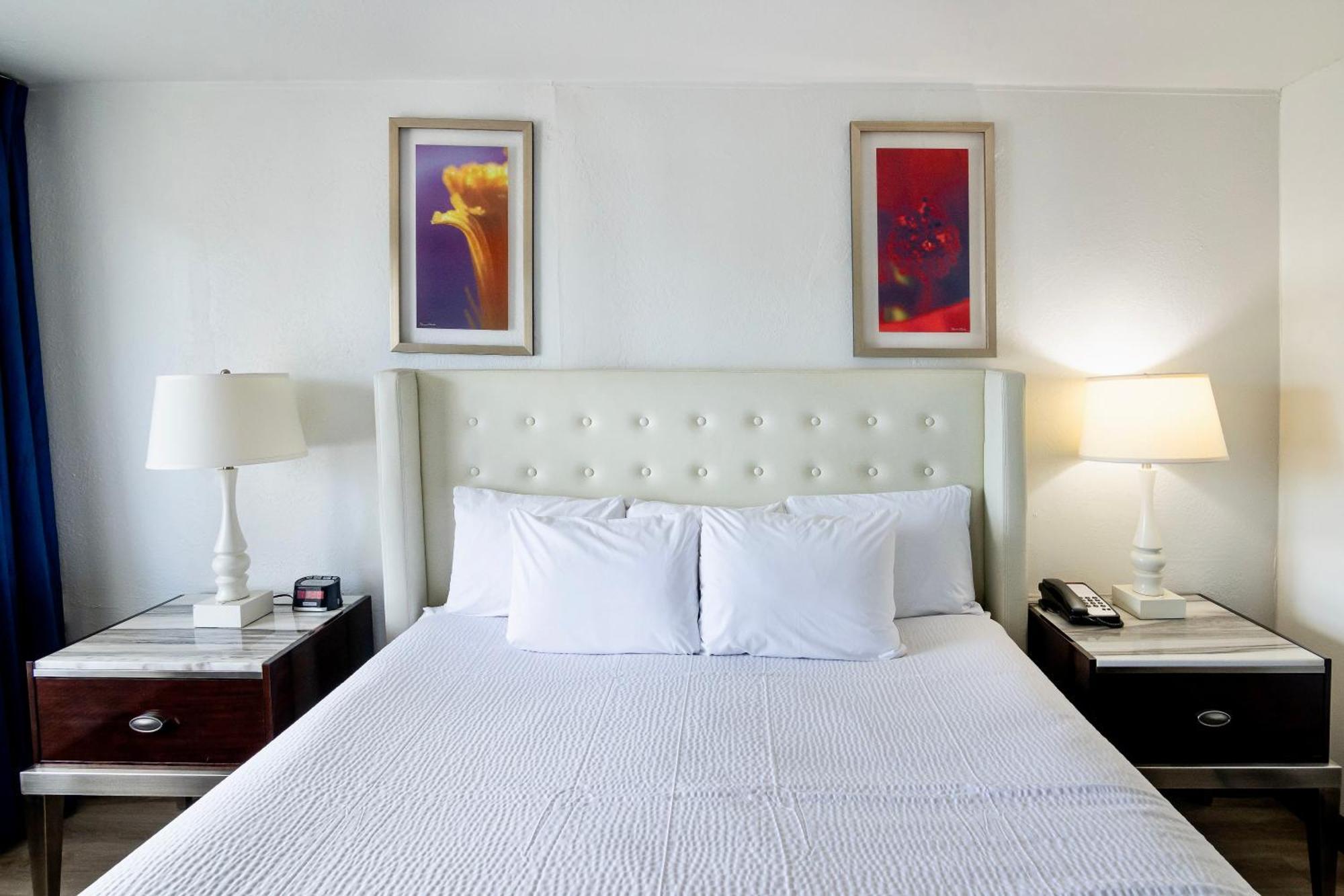 King Room - Mobility Access/Non-Smoking