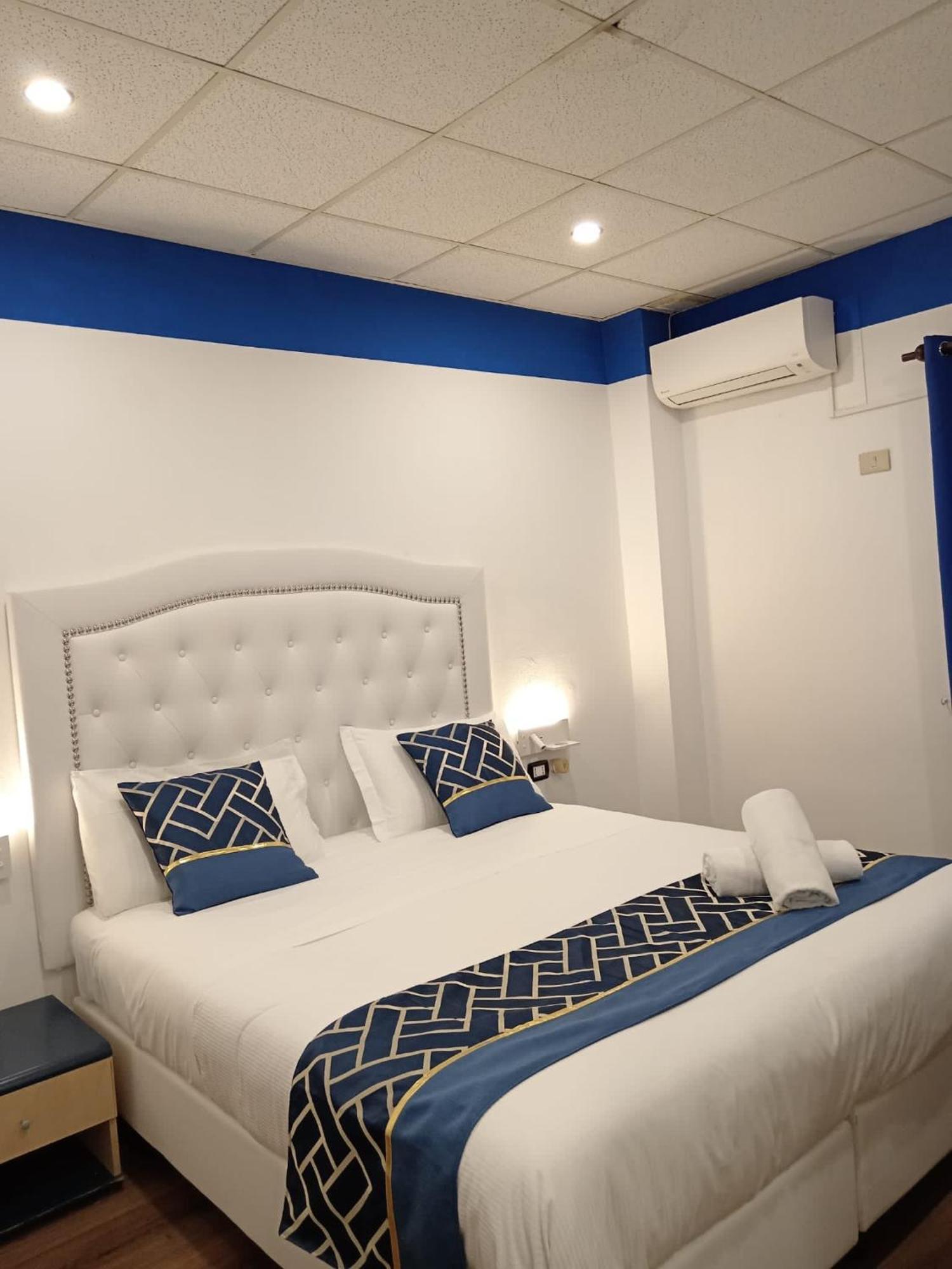Double or Twin Room,1534607704:JPEG