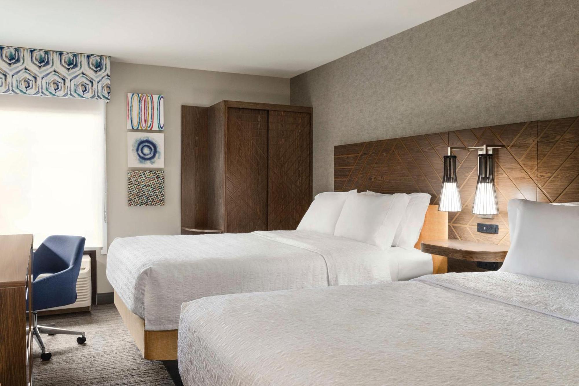 Room with Two Queen Beds - Non-Smoking