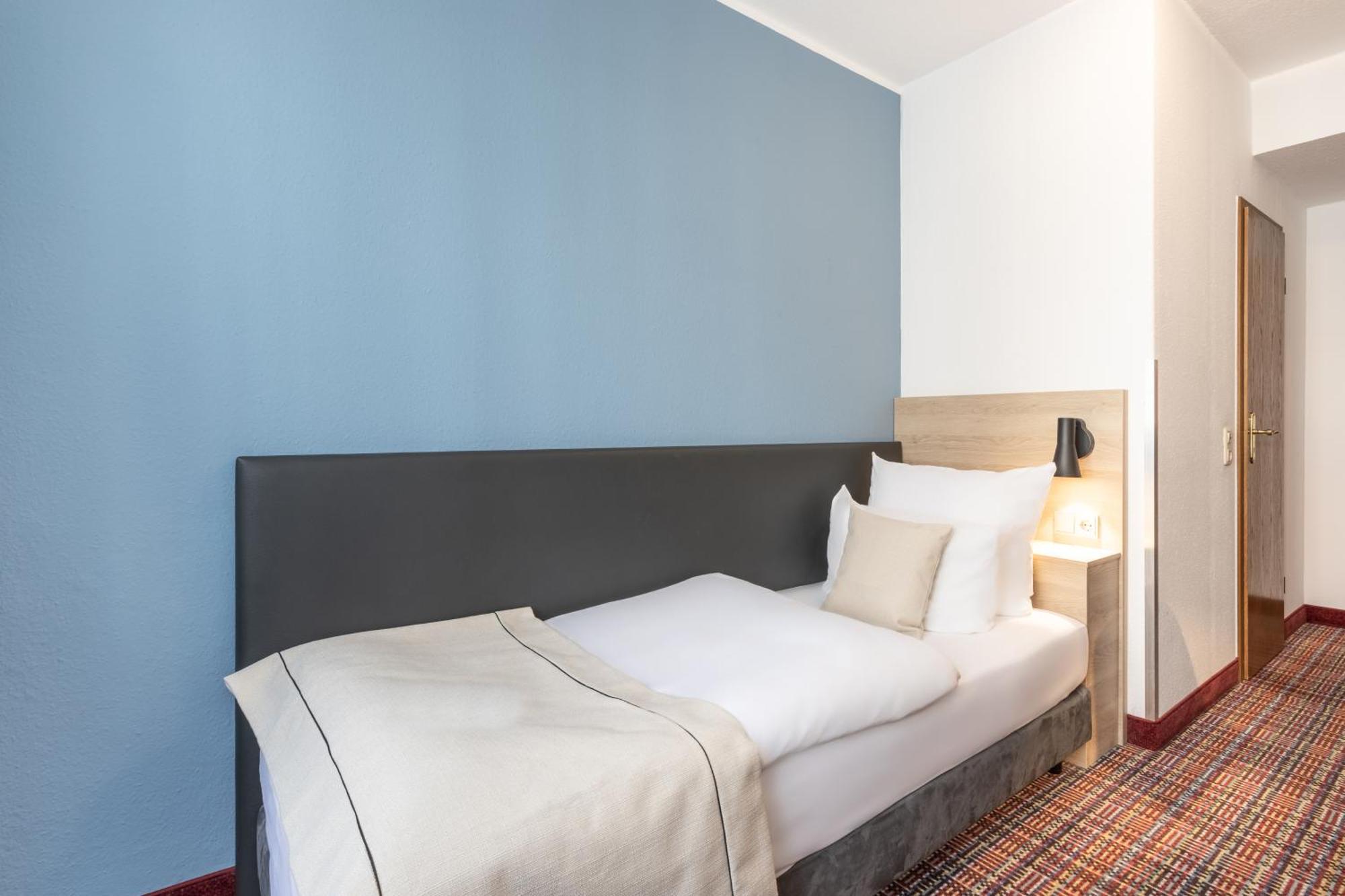 Economy Single Room