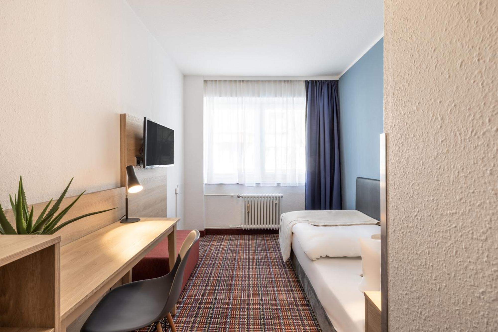 Economy Single Room