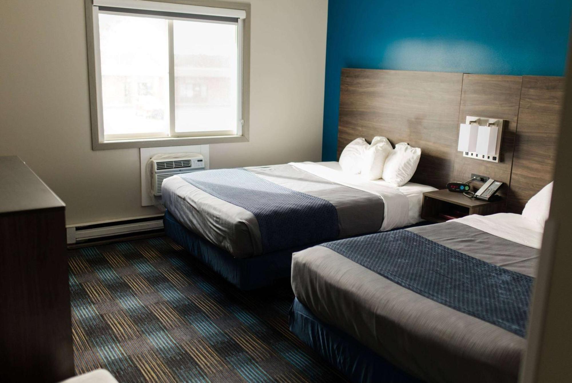 Double Room with Two Double Beds - Non-Smoking