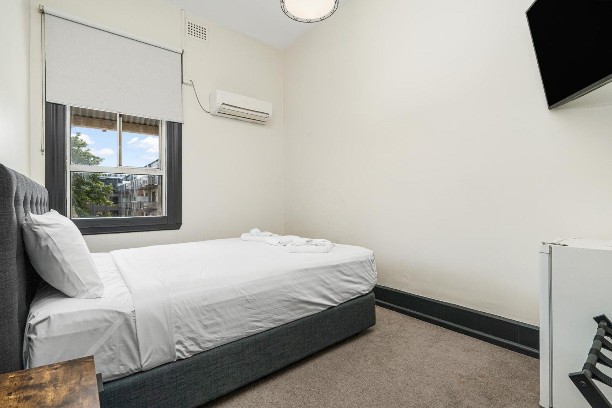 Standard Double Room with Shared Bathroom