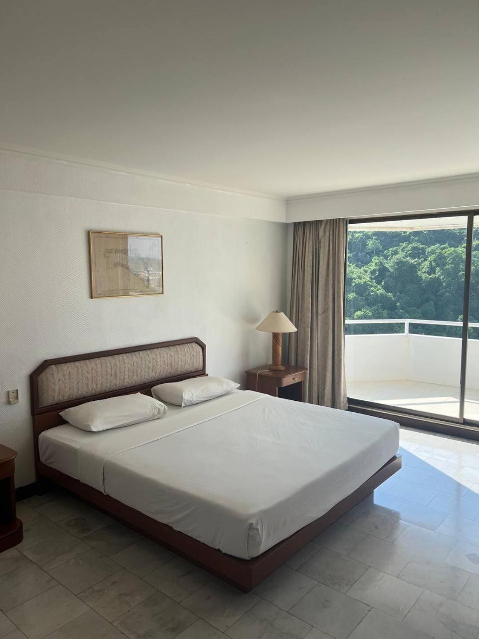 Deluxe Suite Sea View