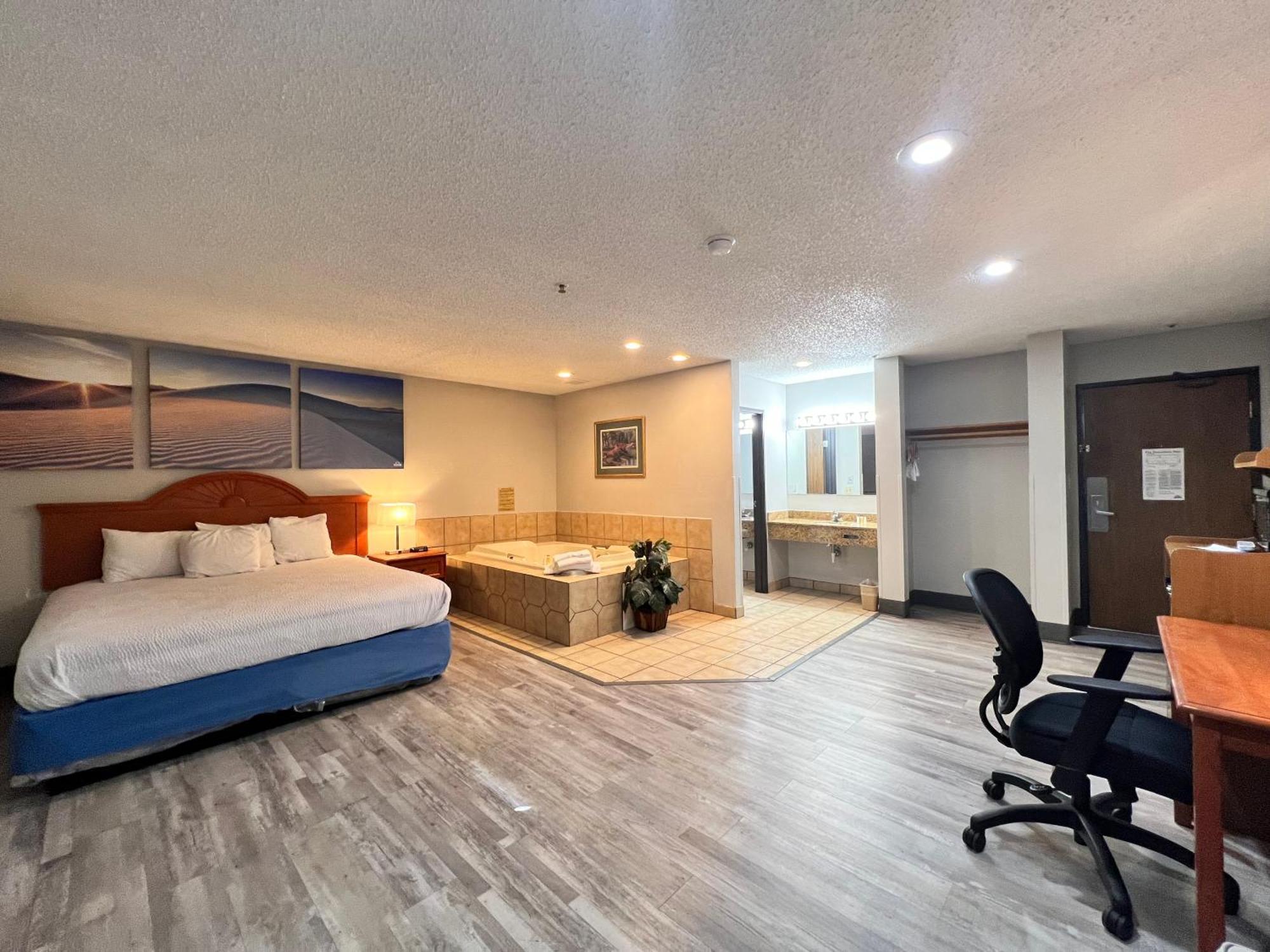King Studio Suite Non-Smoking