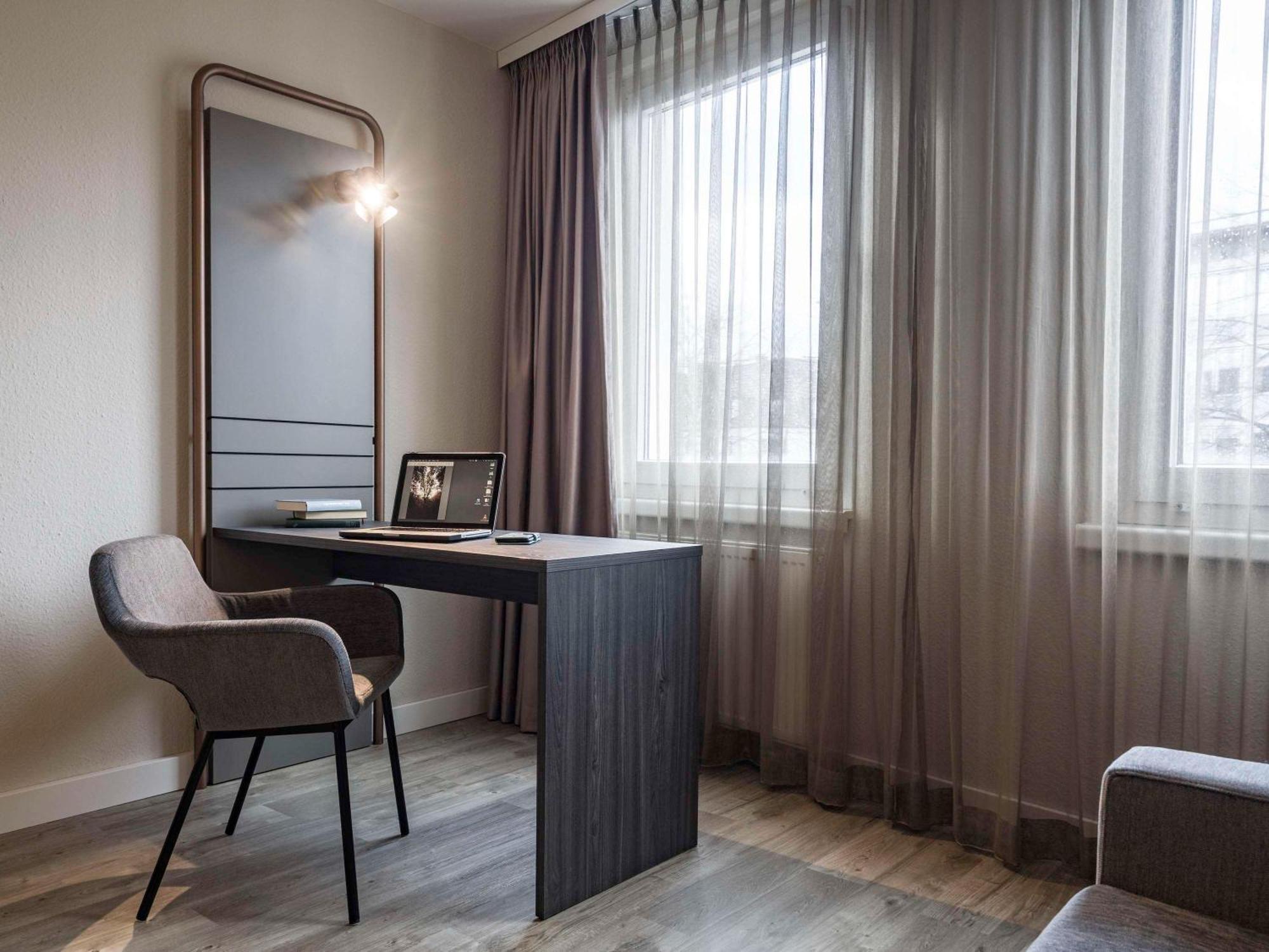 Superior room 1 Sweet Bed 160x200 by ibis Styles