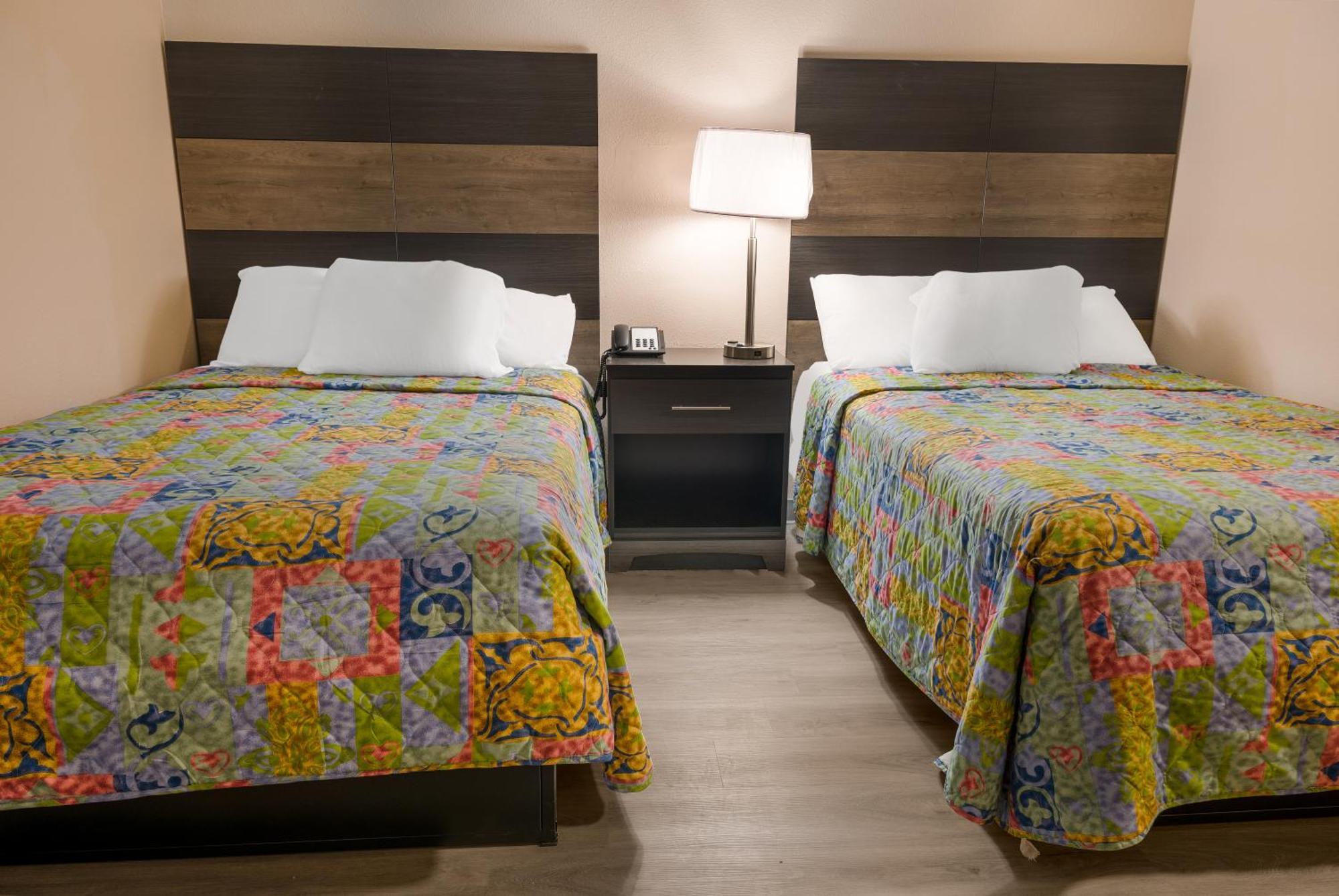 Double Room with Two Double Beds - Non-Smoking