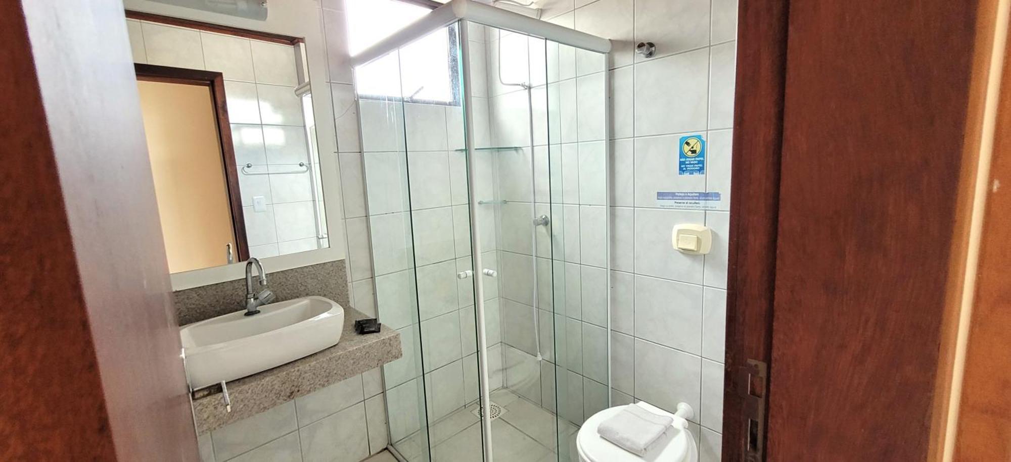 Apartamento com Varanda