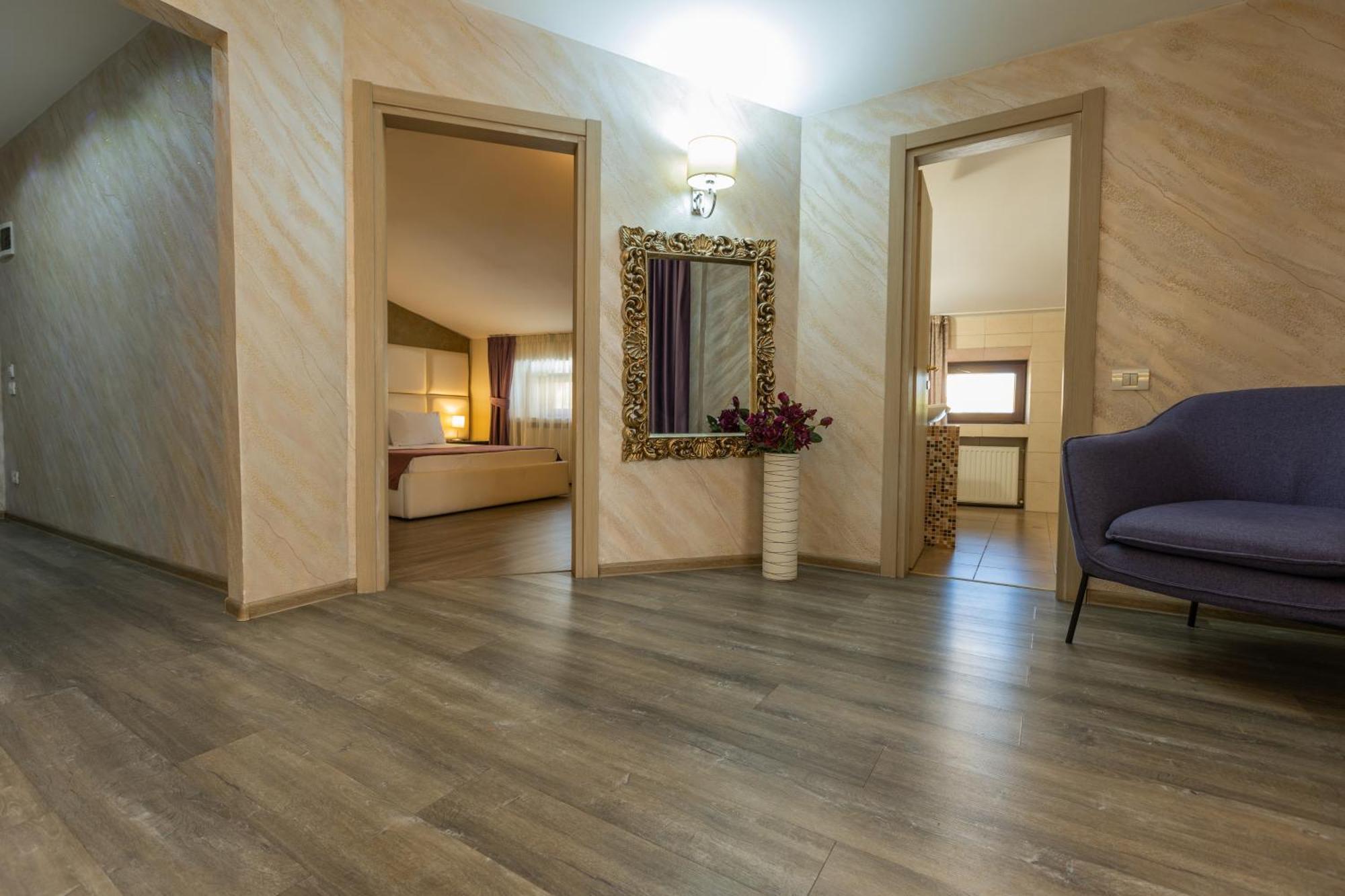 One-Bedroom Suite