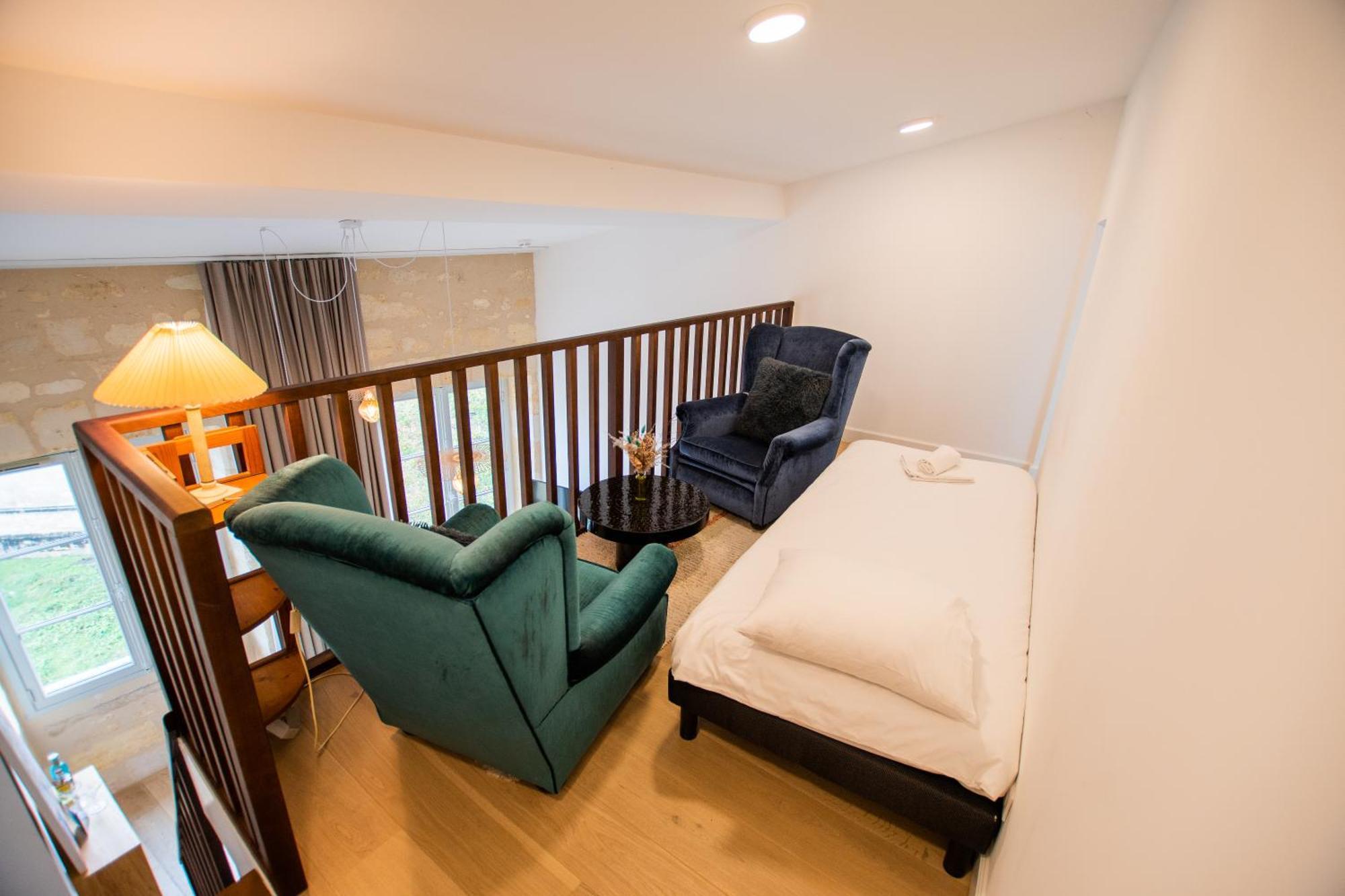 Suite Church view
