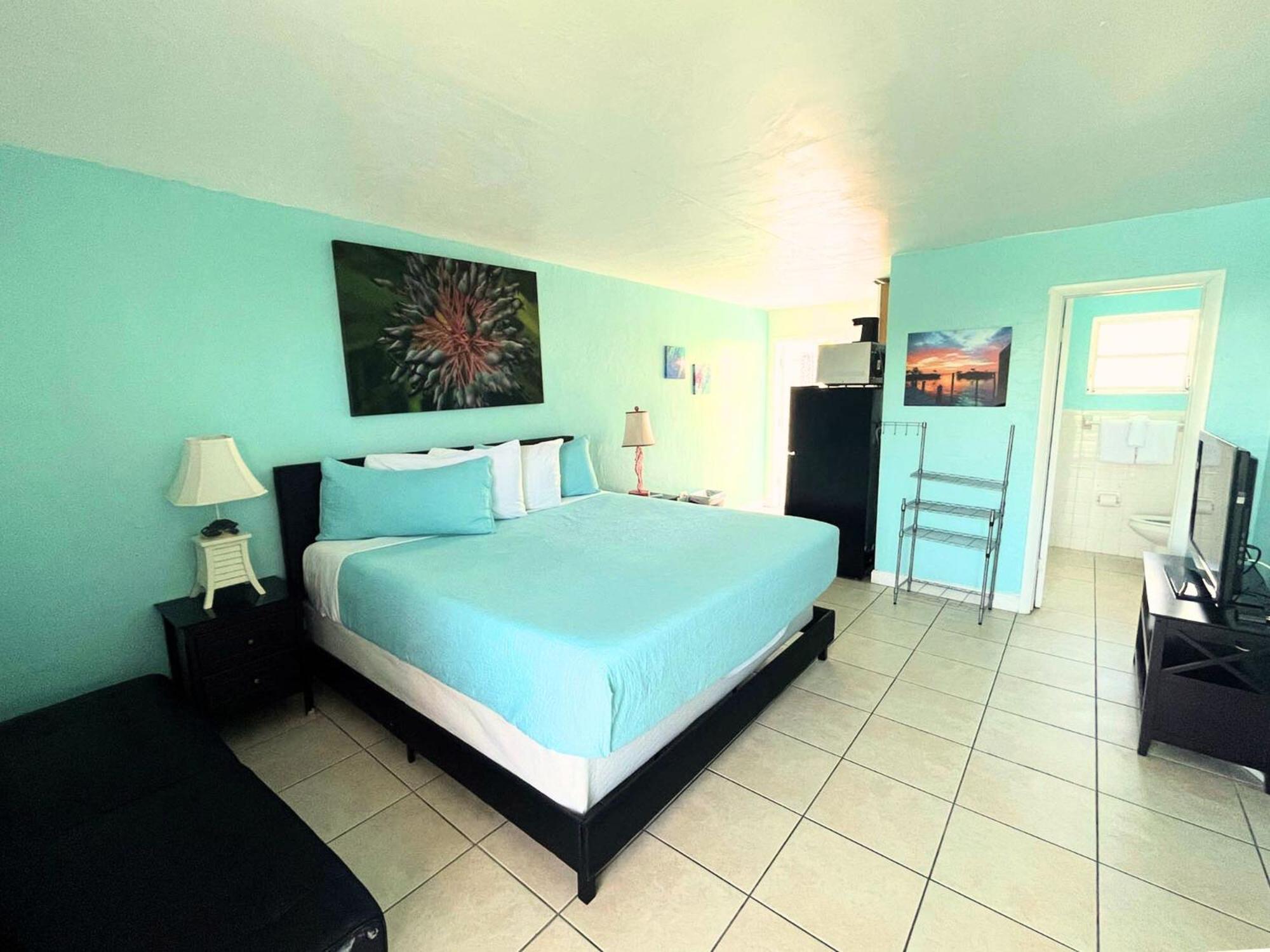 Deluxe Room,1545685642:JPEG