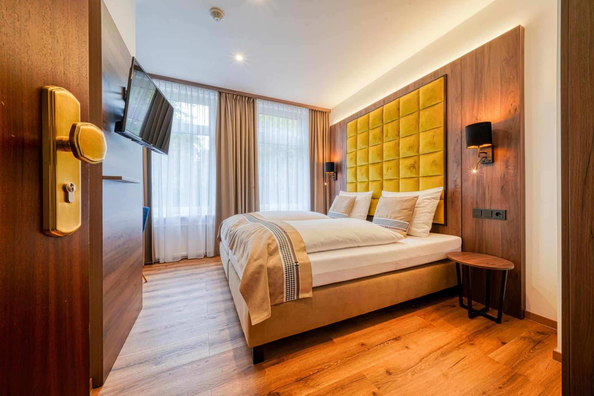 Economy Double Room