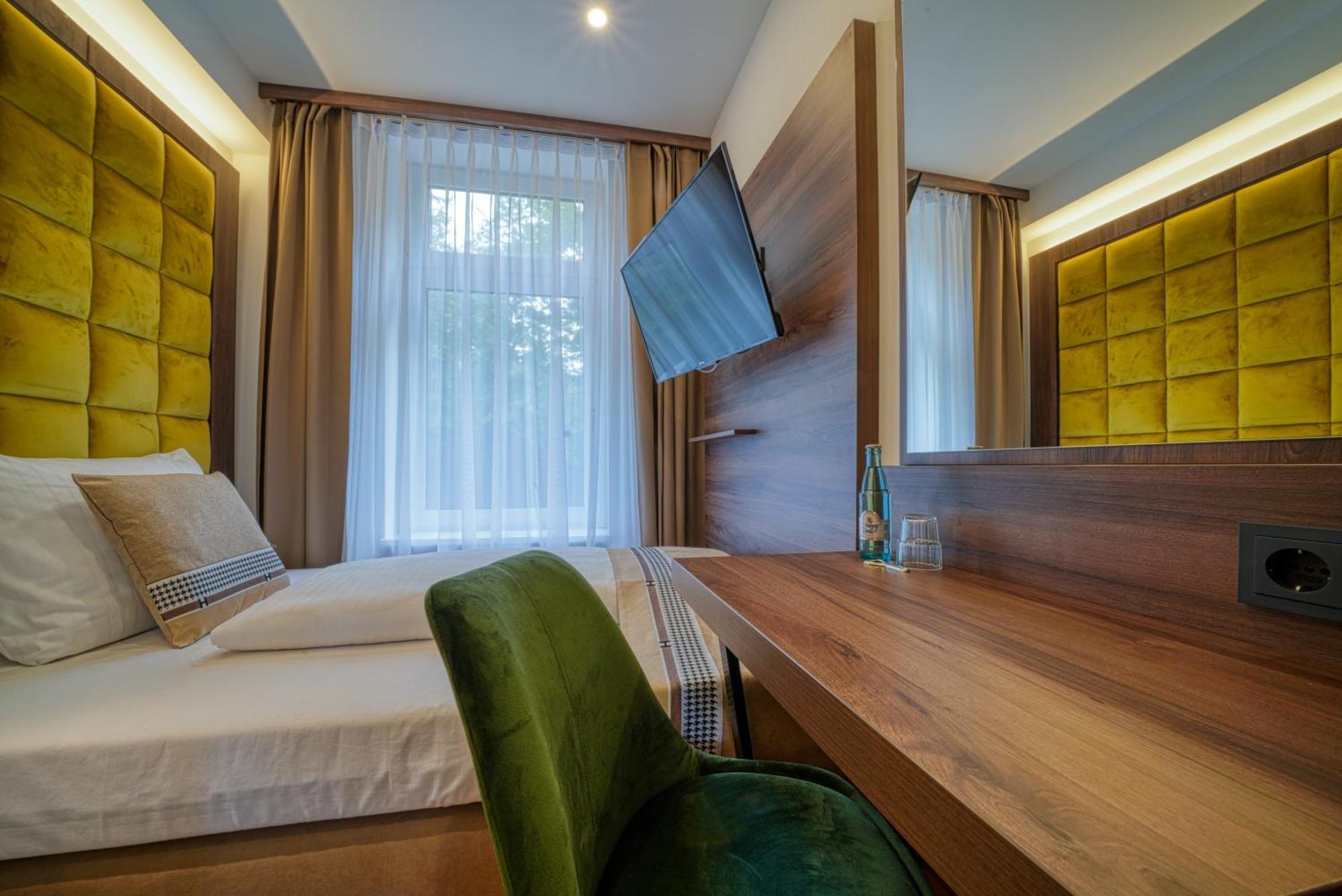 Small Single Room