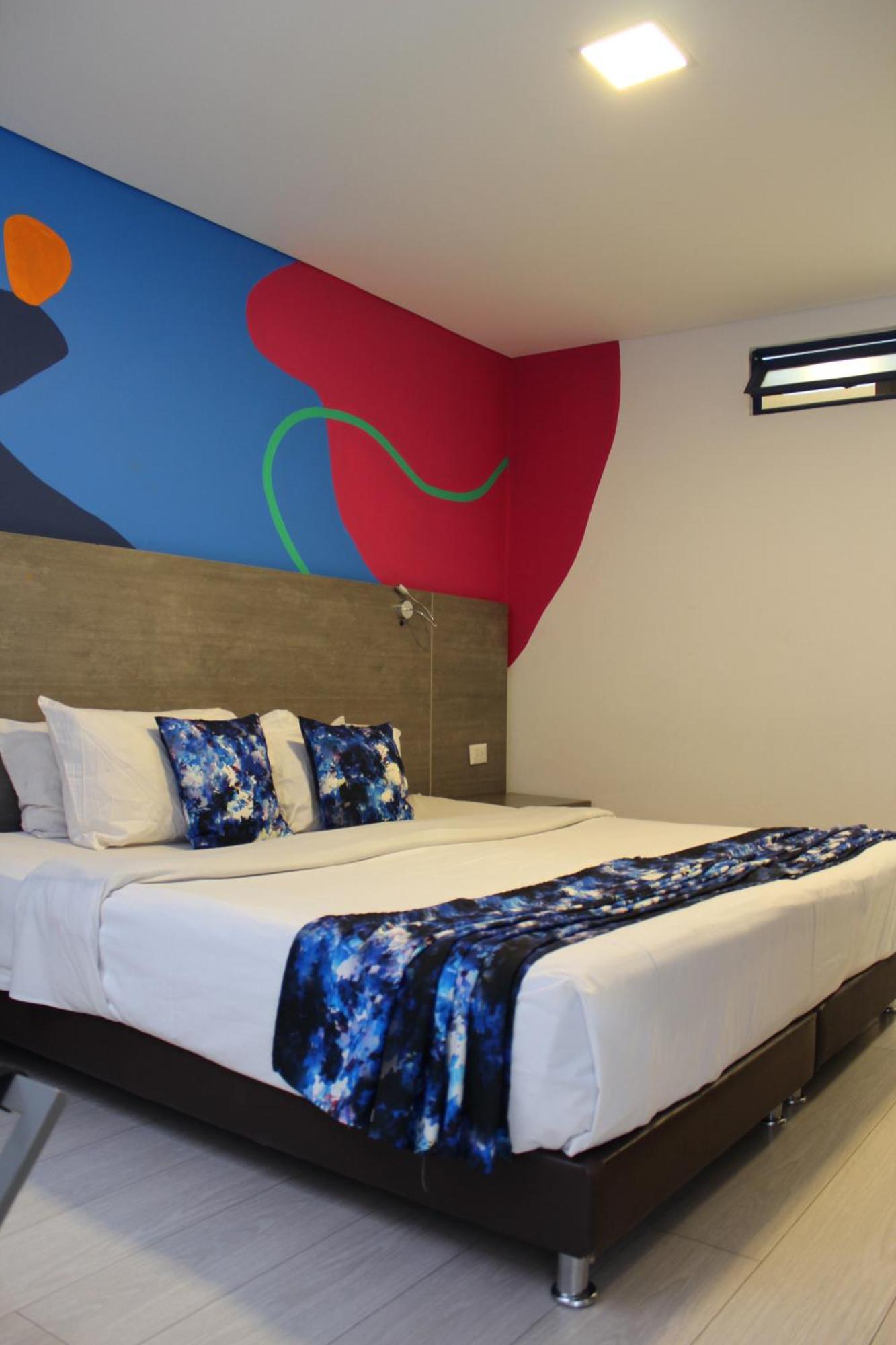 Standard King Room,1547574130:JPEG