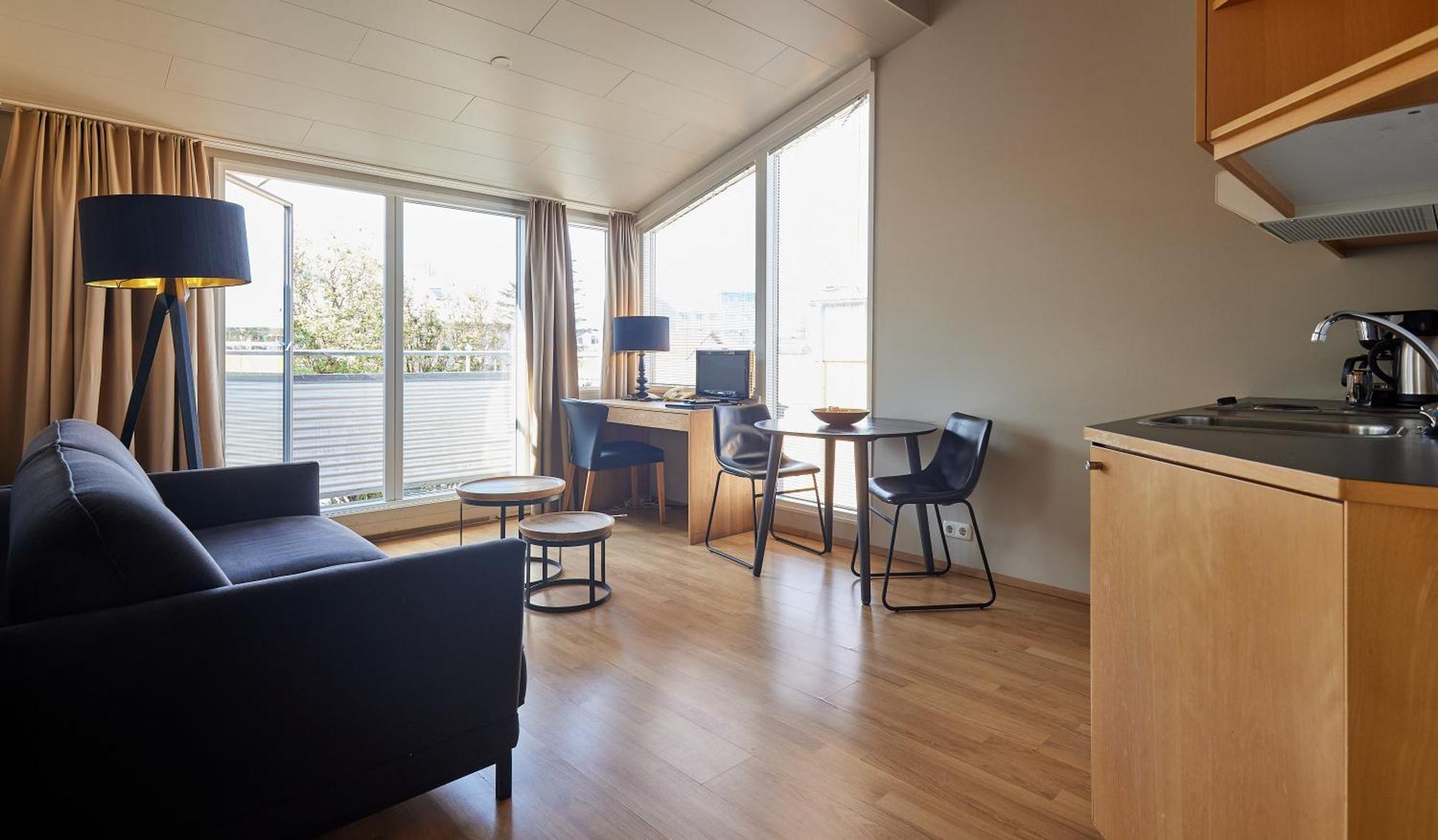 One-Bedroom Apartment