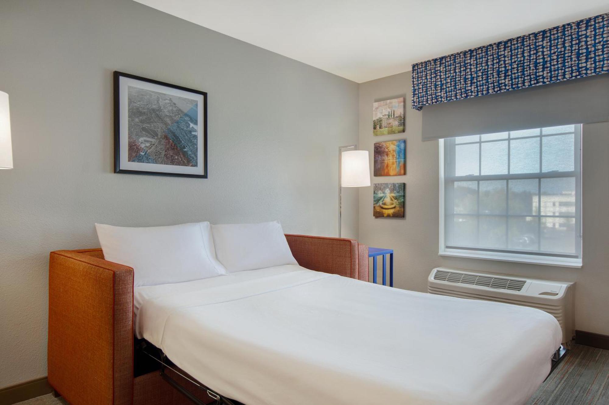 2 Queen Studio Suite