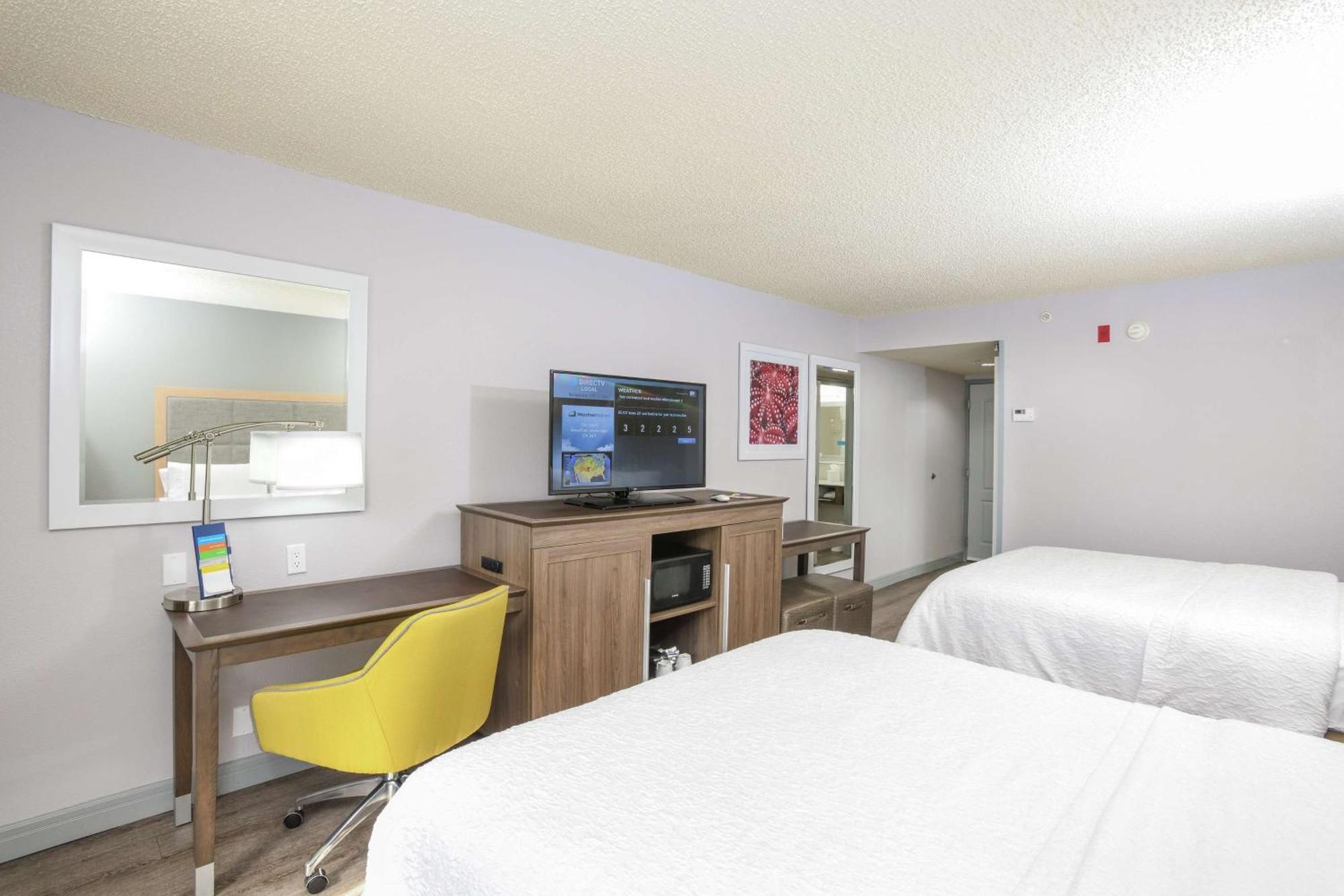 Room Two Queen Beds Non-Smoking