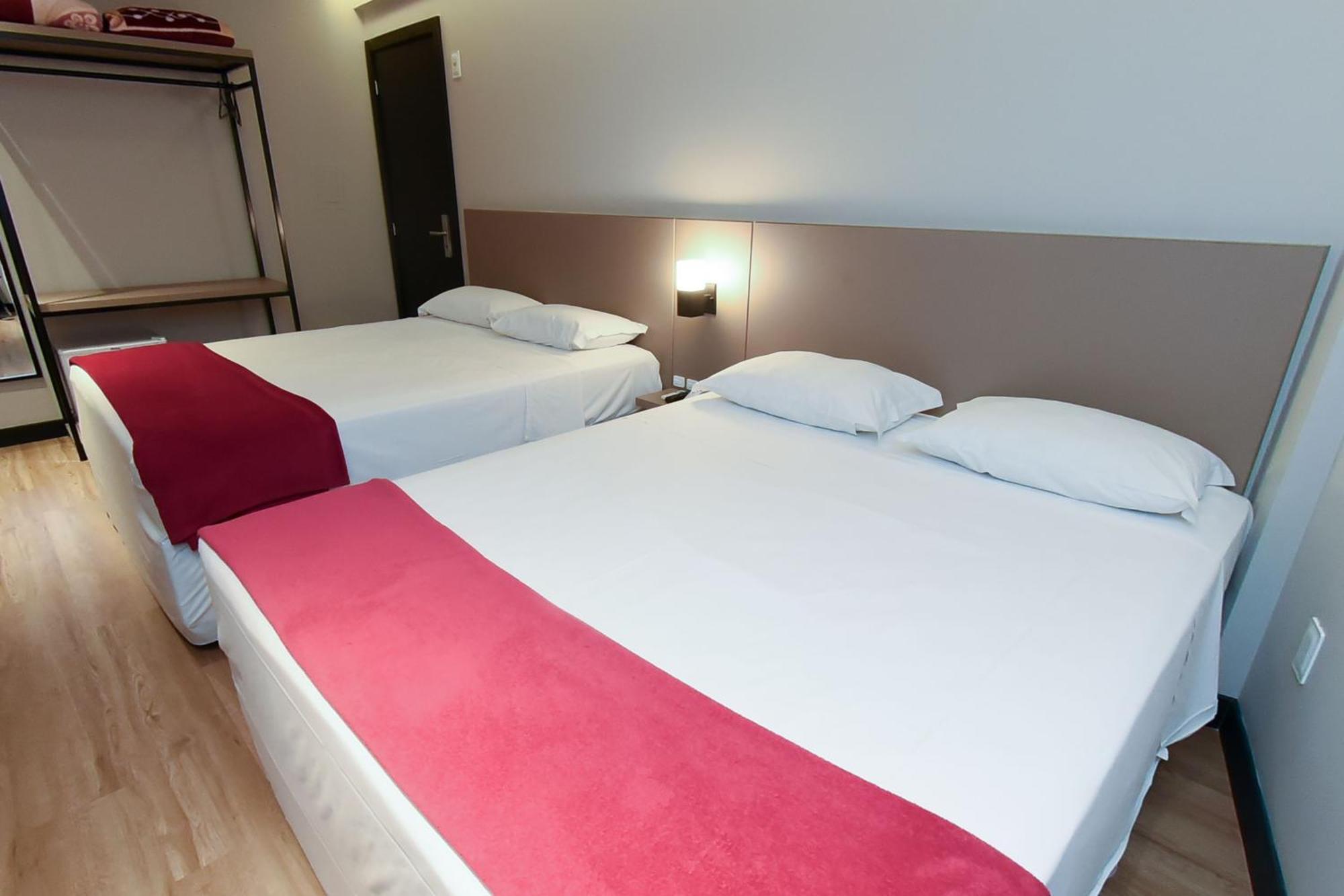Quarto Queen com 2 Camas Queen-size