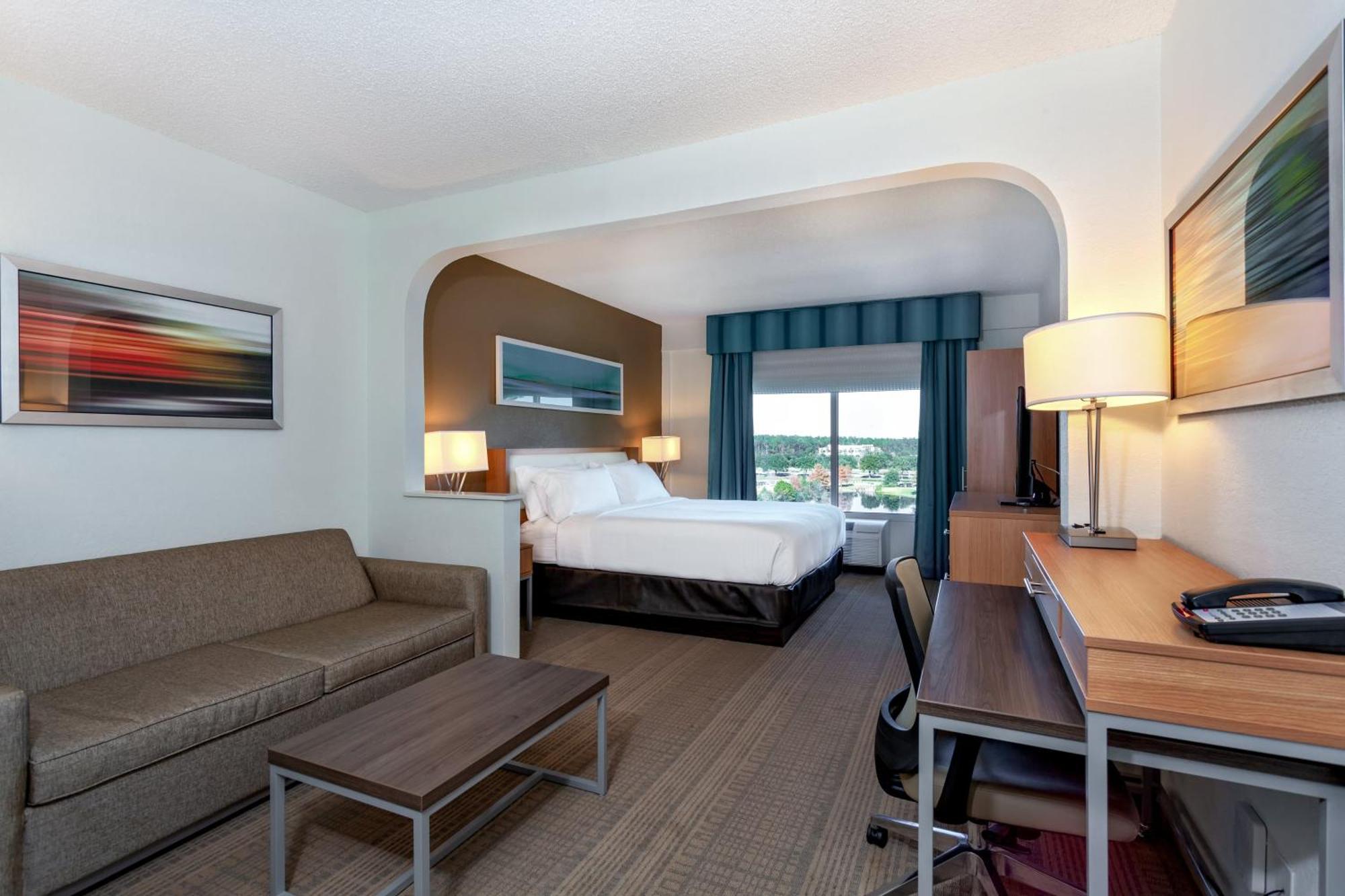 Standard King Room