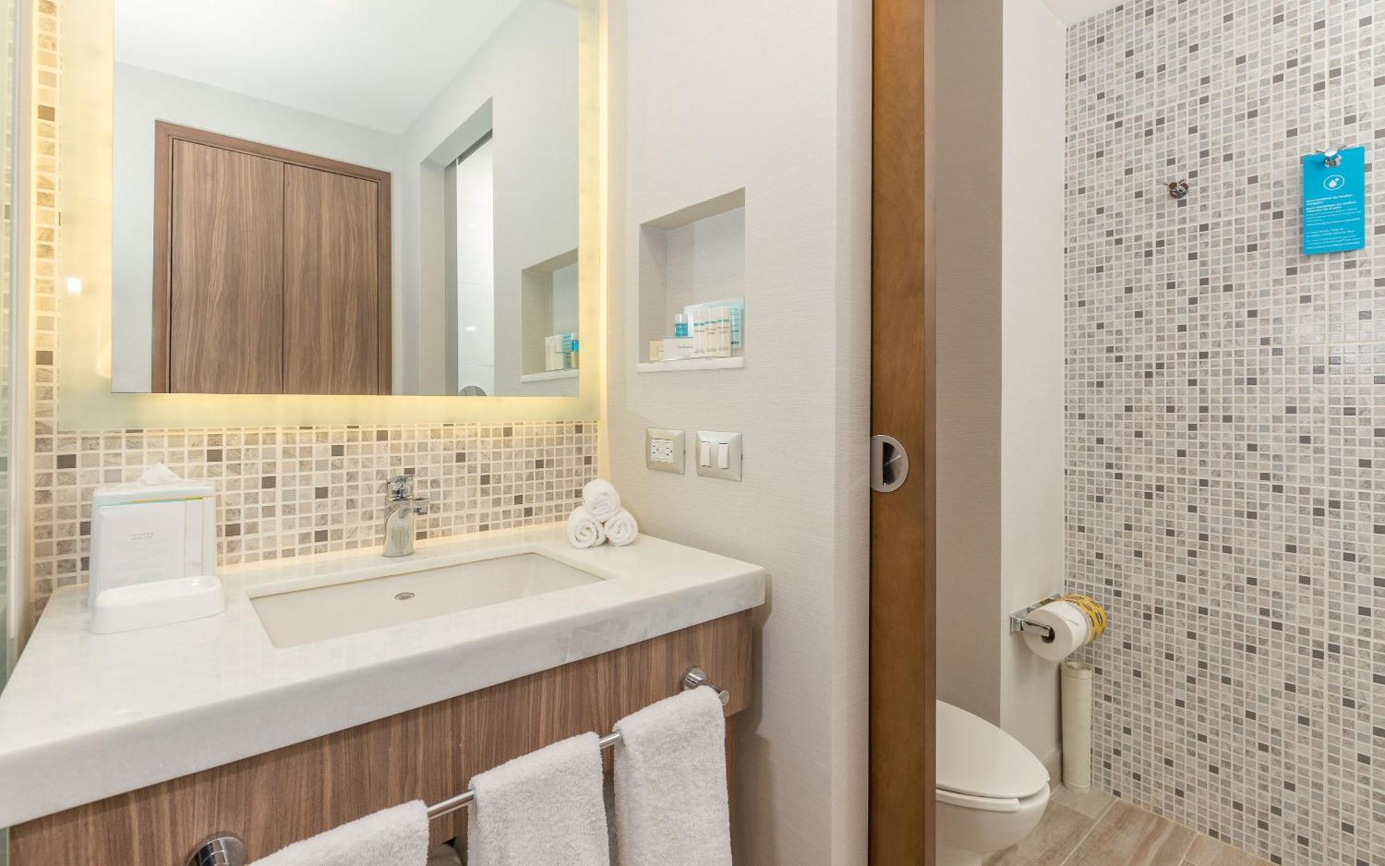 Double Room Two Double Beds Non-Smoking