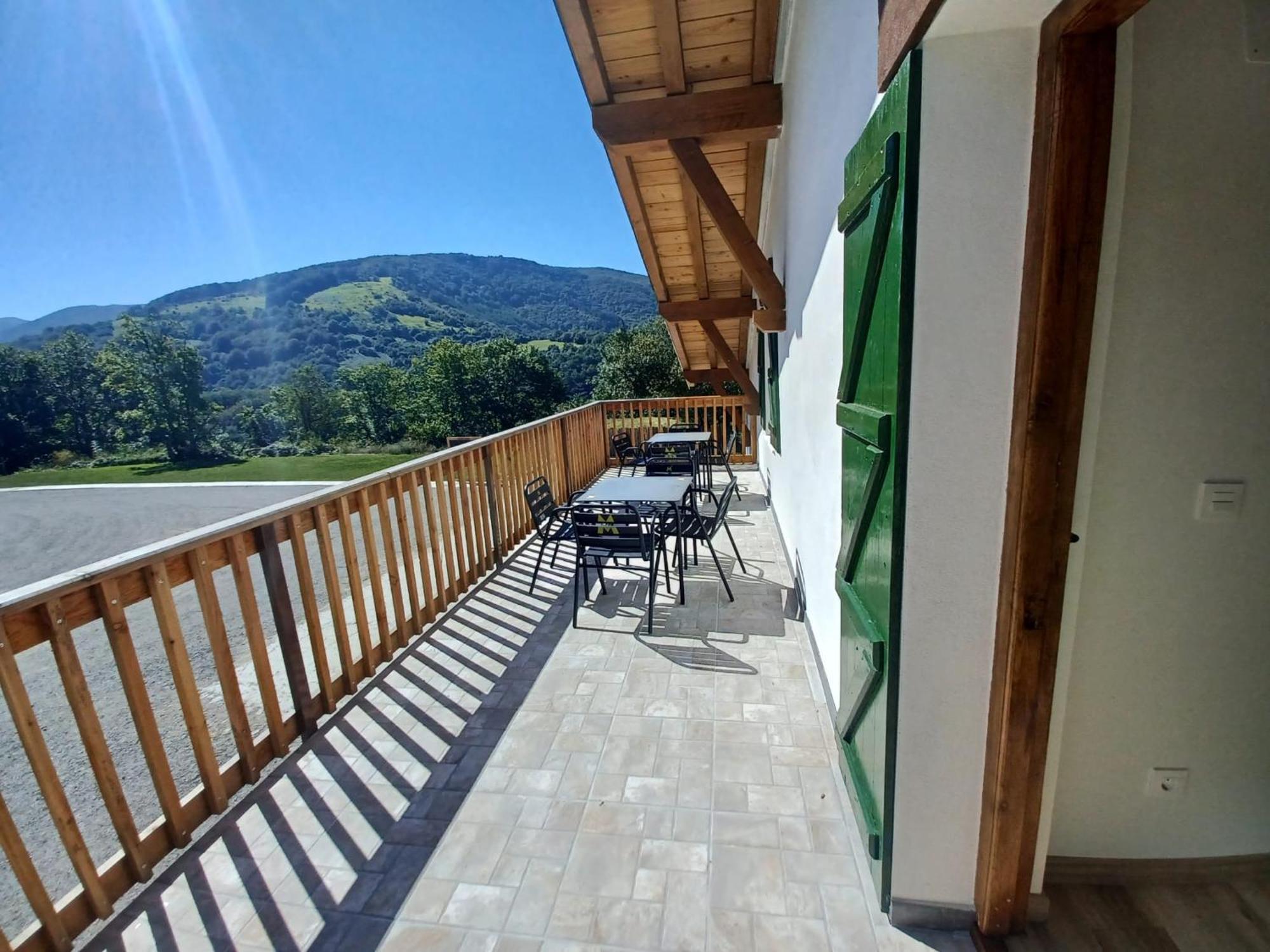 Double Room Mountain View,1550995027:JPEG