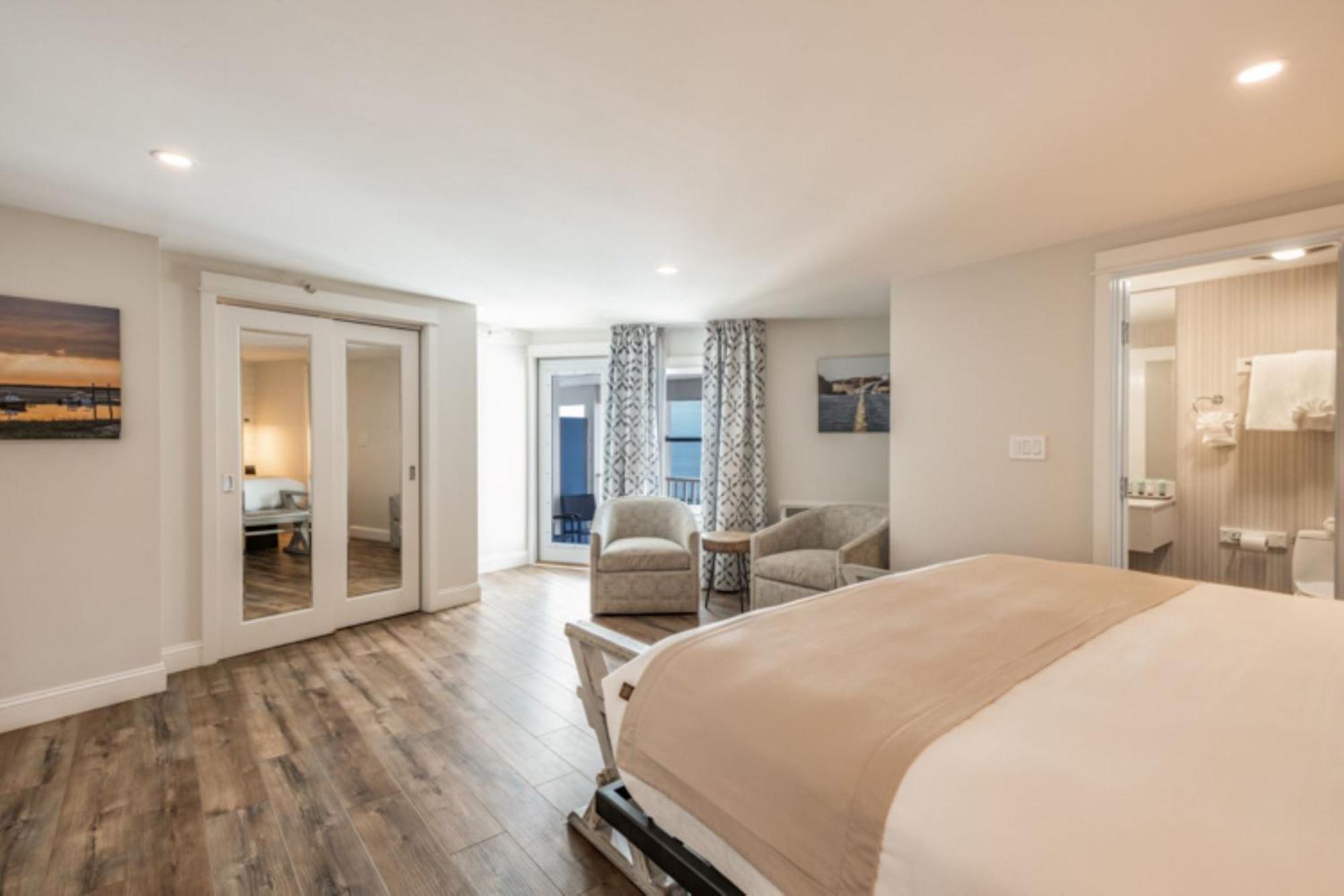 King Suite Ocean View