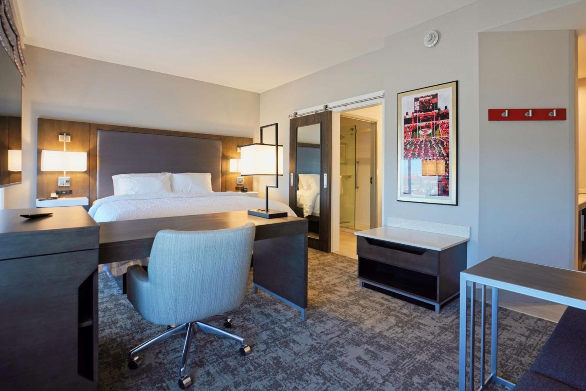 King Studio Suite