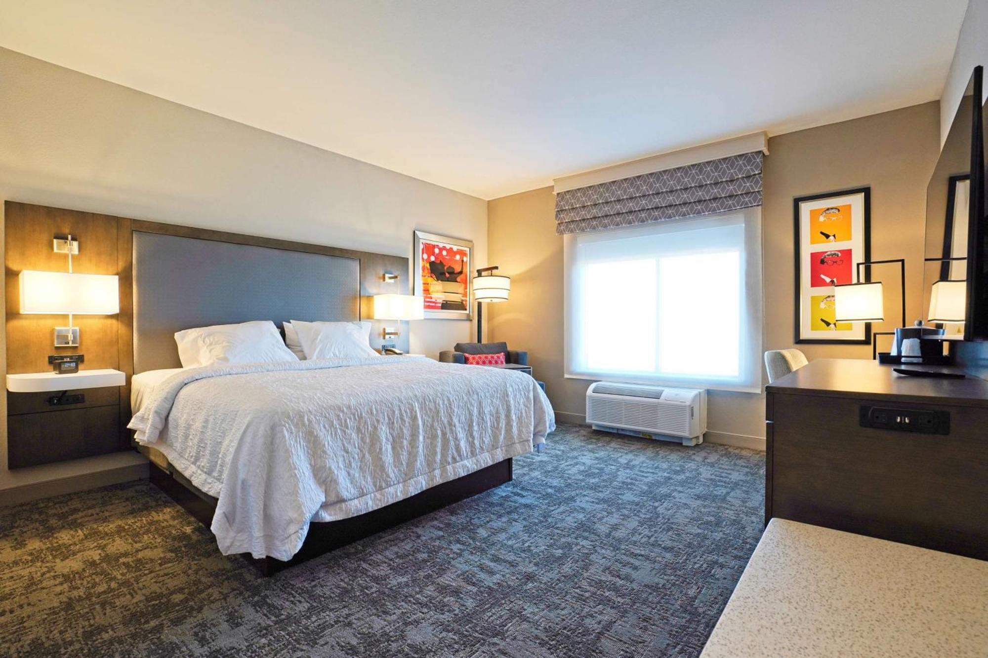 King Studio Suite - Communication Assistance