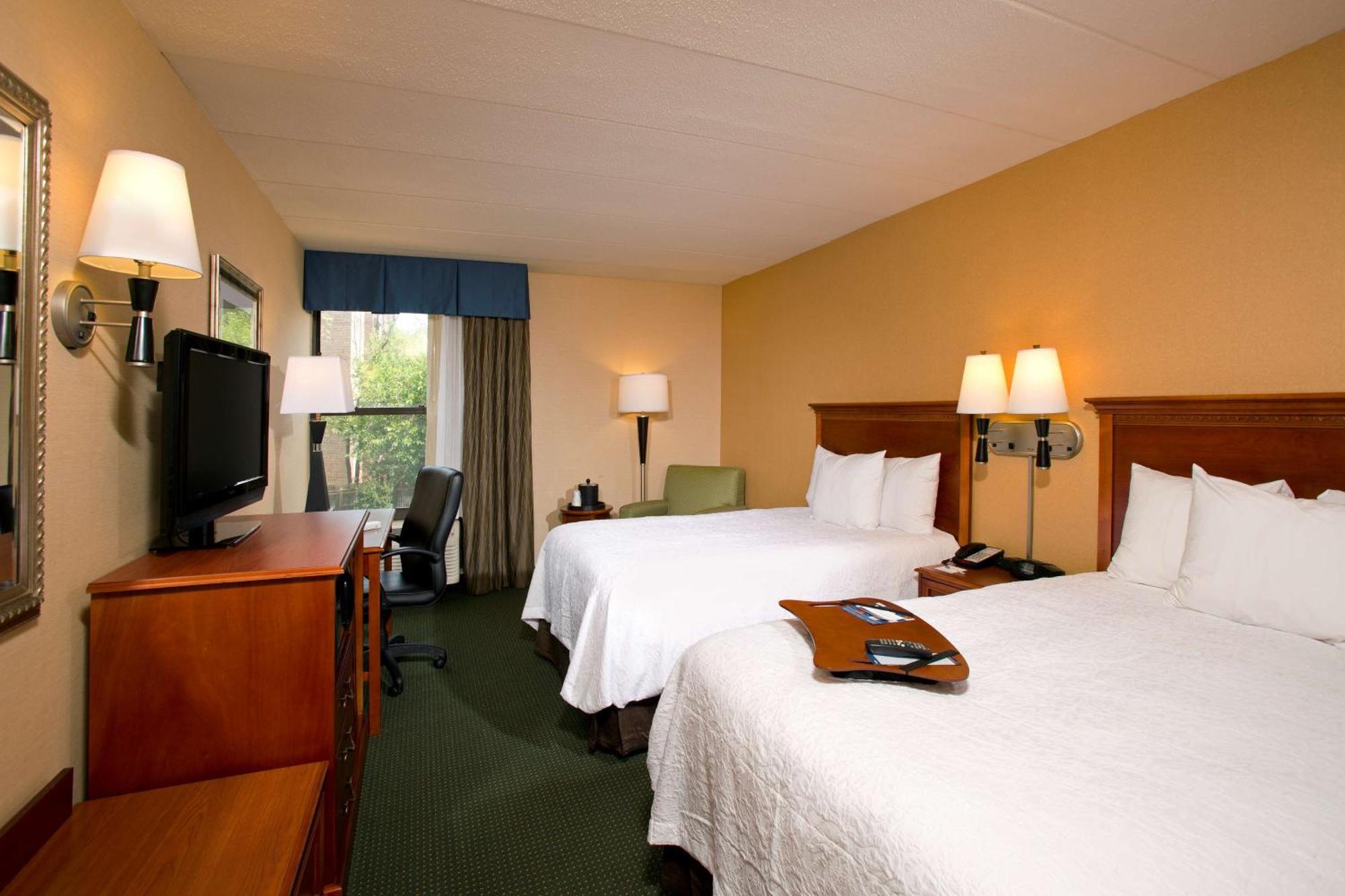Double Room with Two Double Beds - Non-Smoking