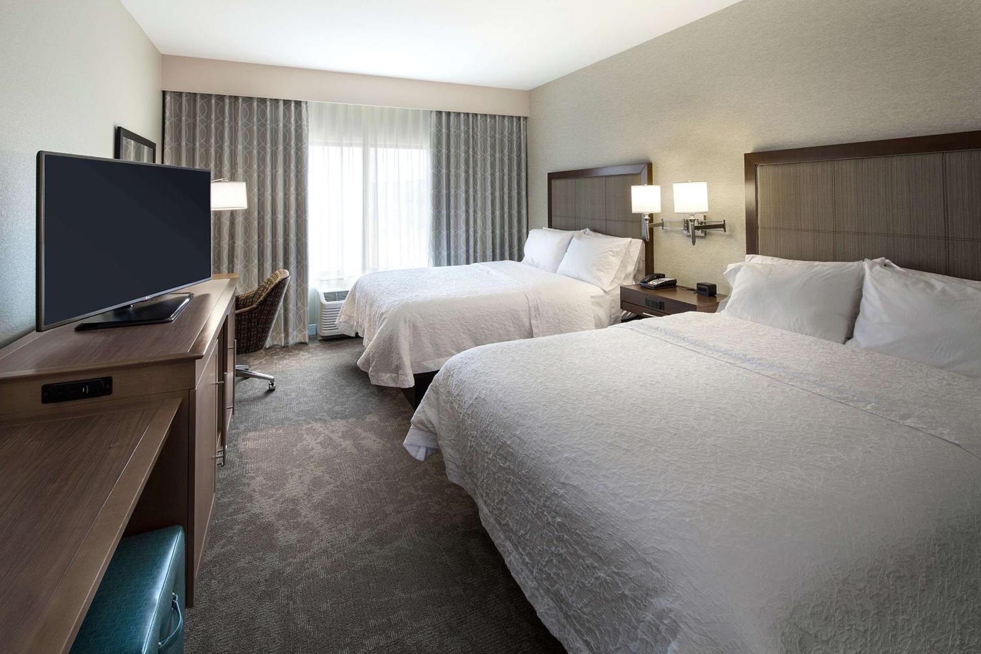 Queen Room with Two Queen Beds - Hearing Access/Non-Smoking