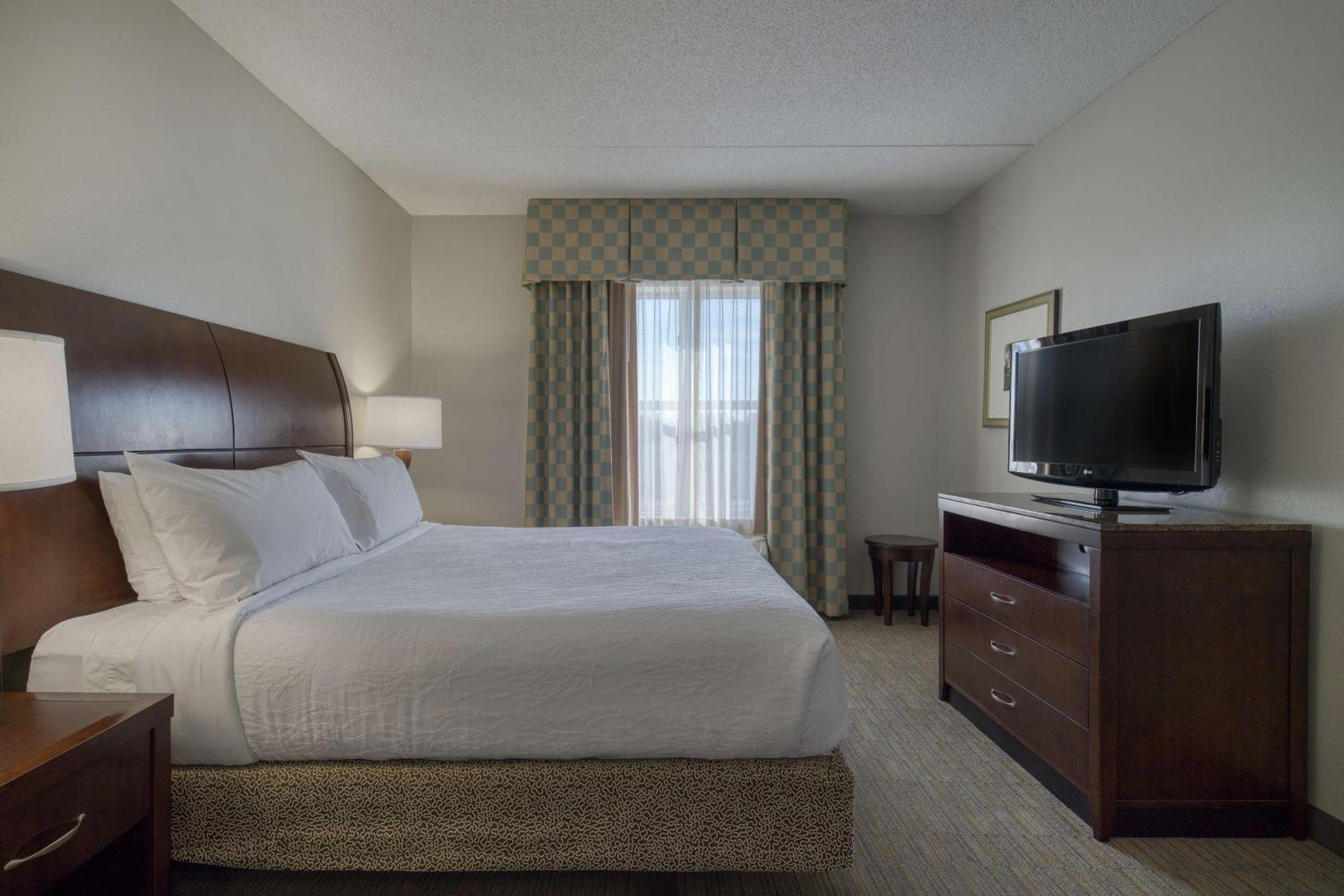 One-Bedroom King Suite