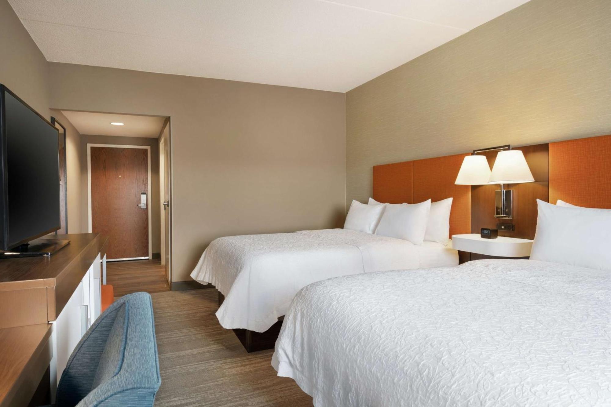 Room with Two Queen Beds - Non-Smoking