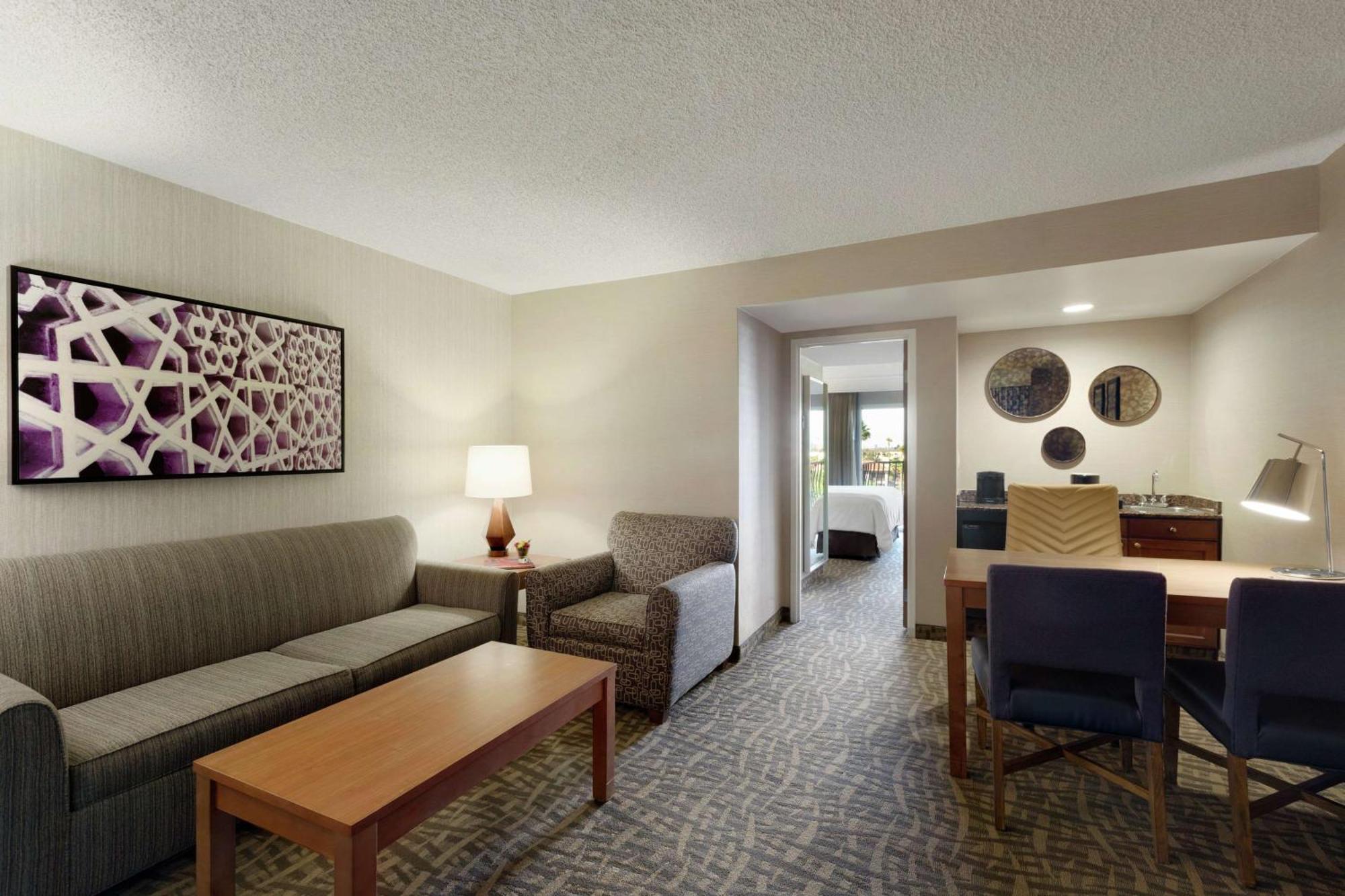 King Suite with Balcony - Non-Smoking