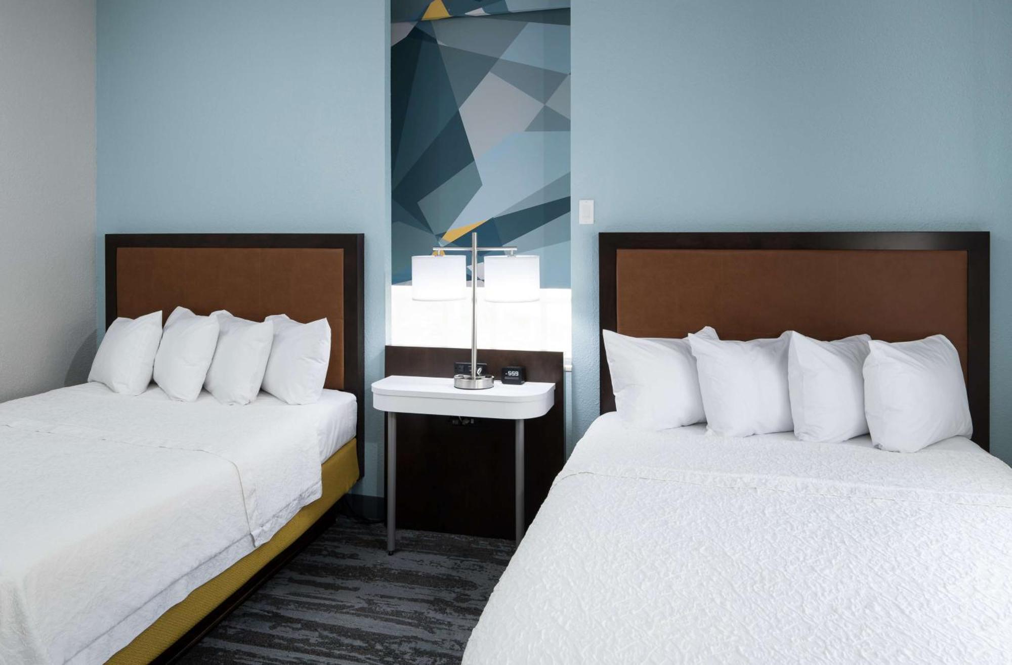 Queen Room with Two Queen Beds - Hearing Access/Non-Smoking