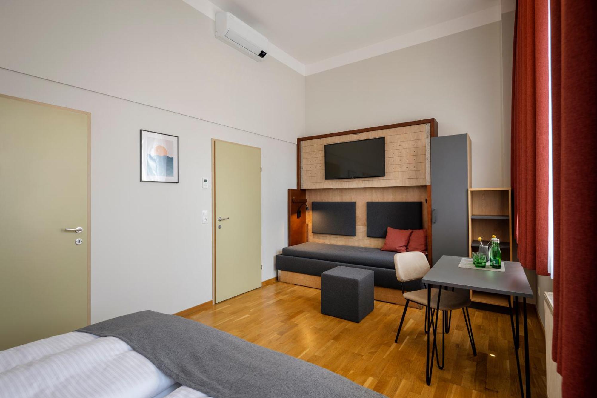 Superior Triple Room