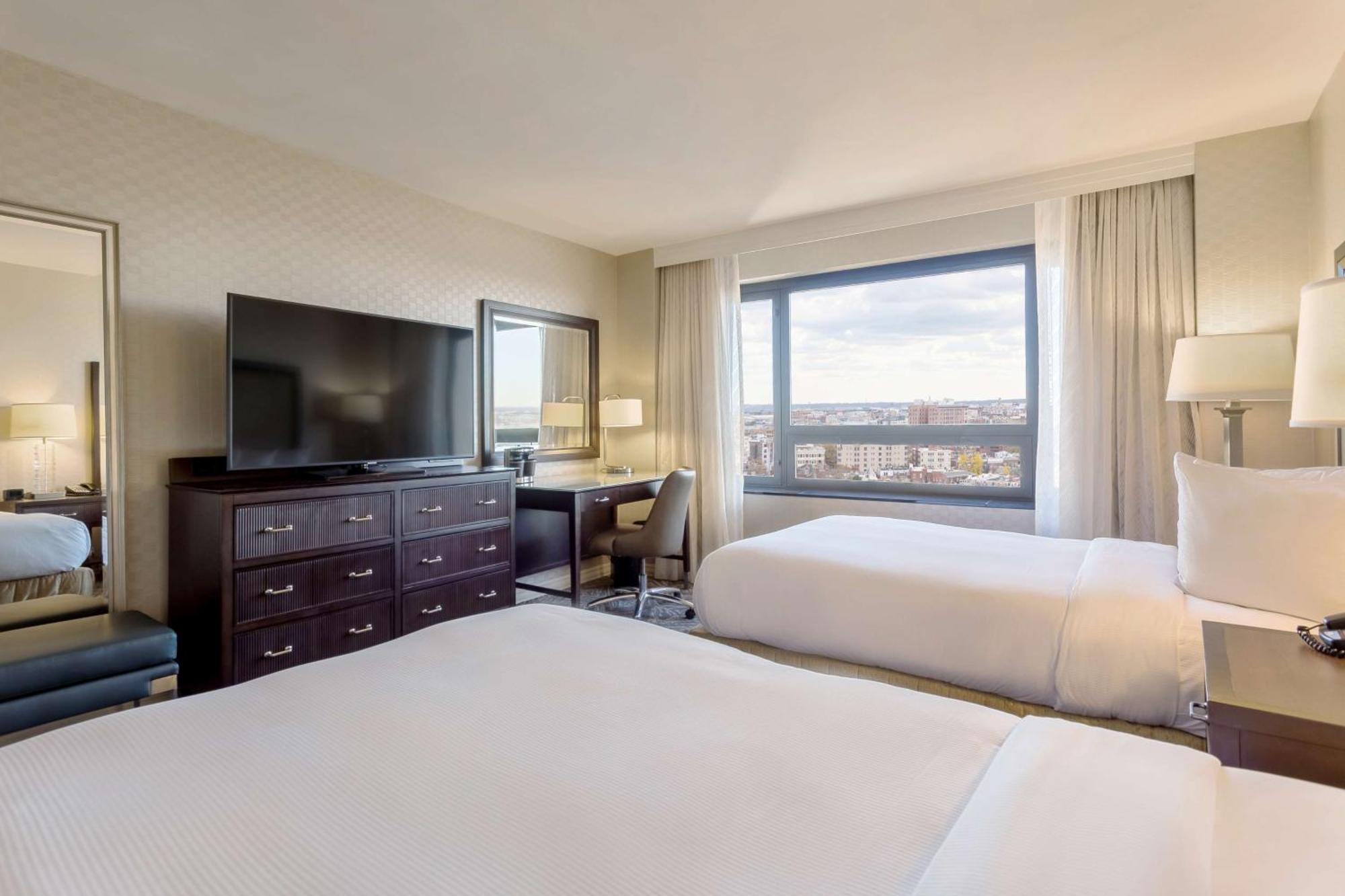 Quarto com 2 Camas de Casal