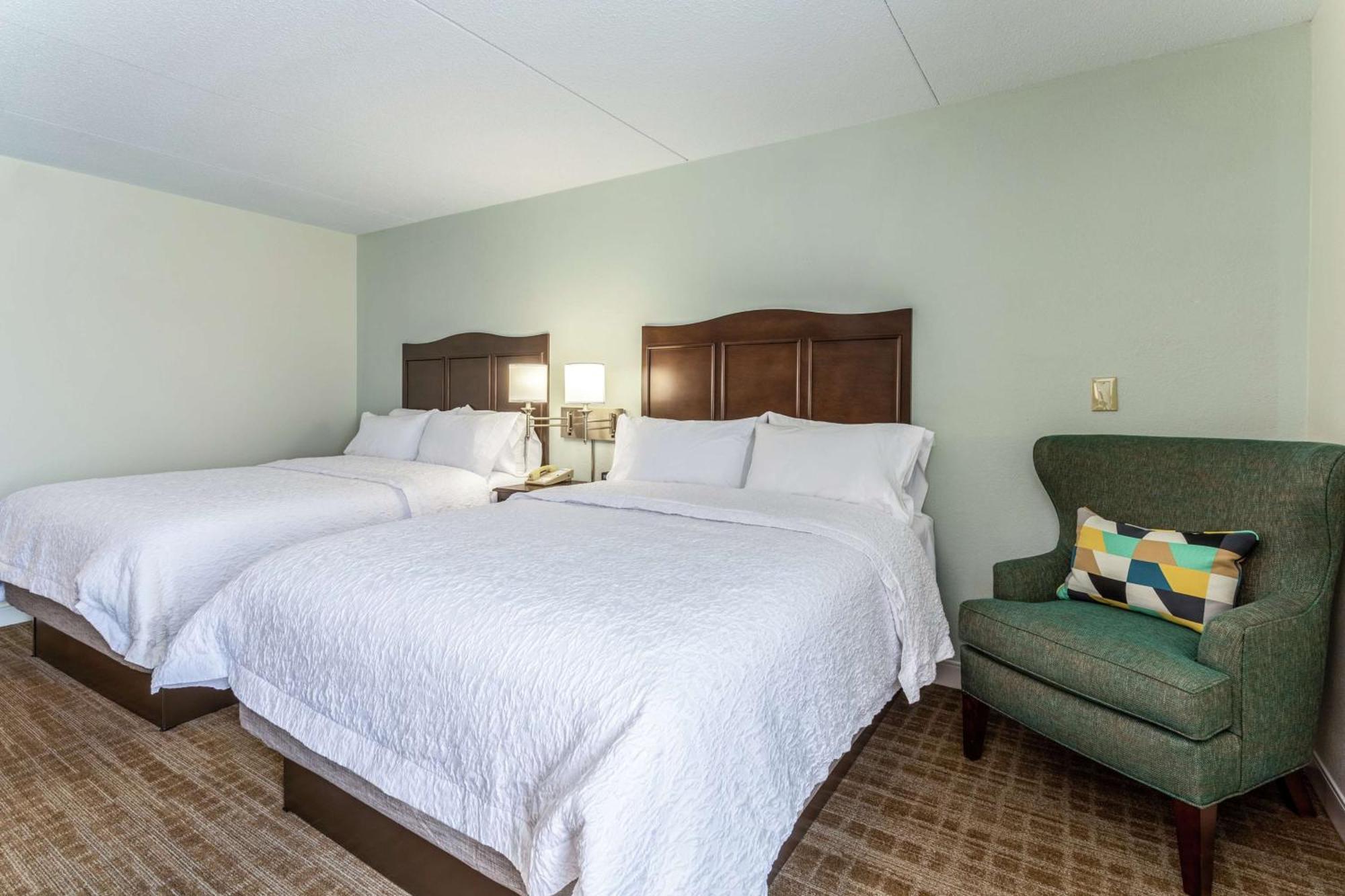 Queen Room Two Queen Beds Non-Smoking