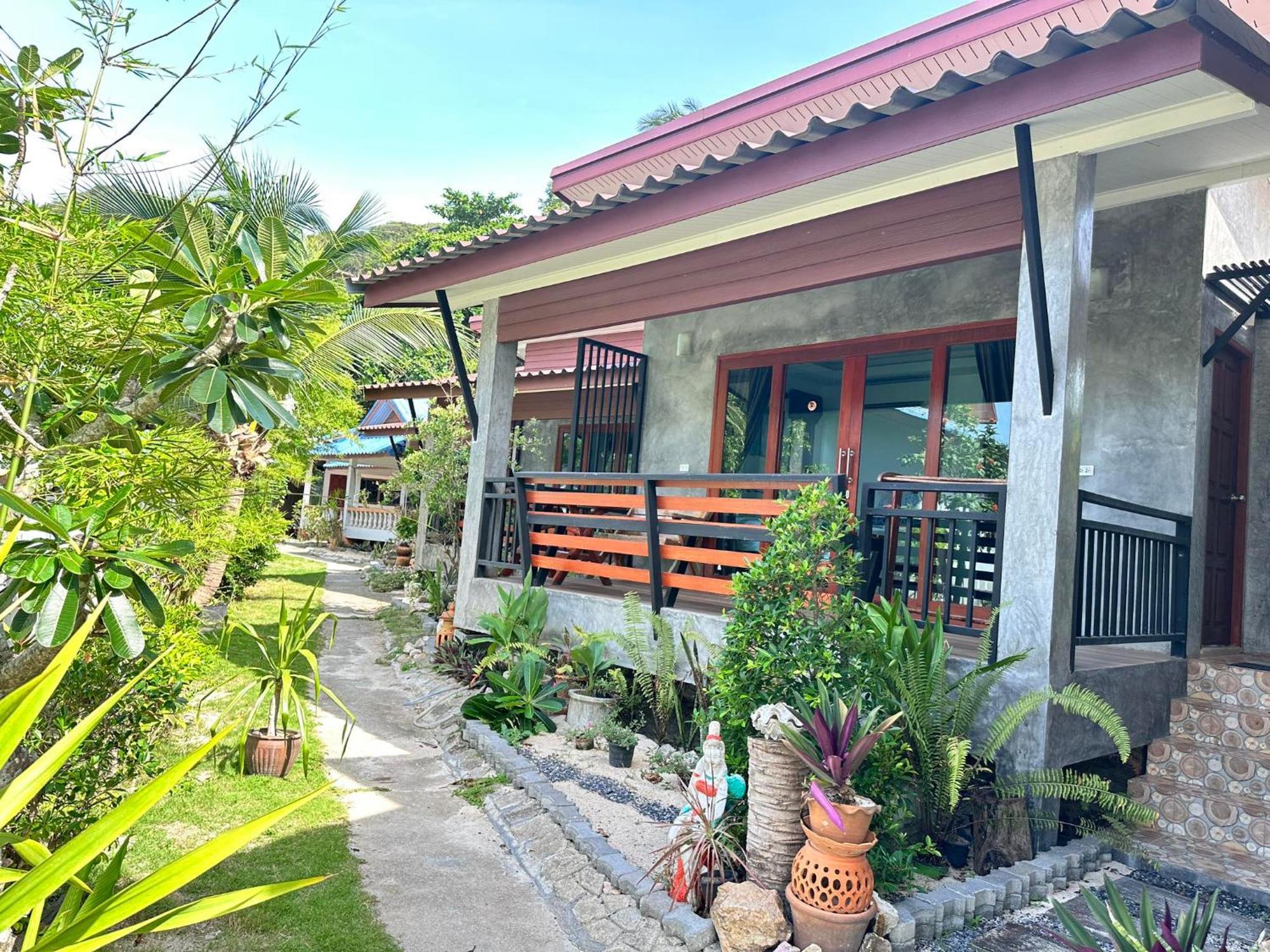 Deluxe Double Room Garden View