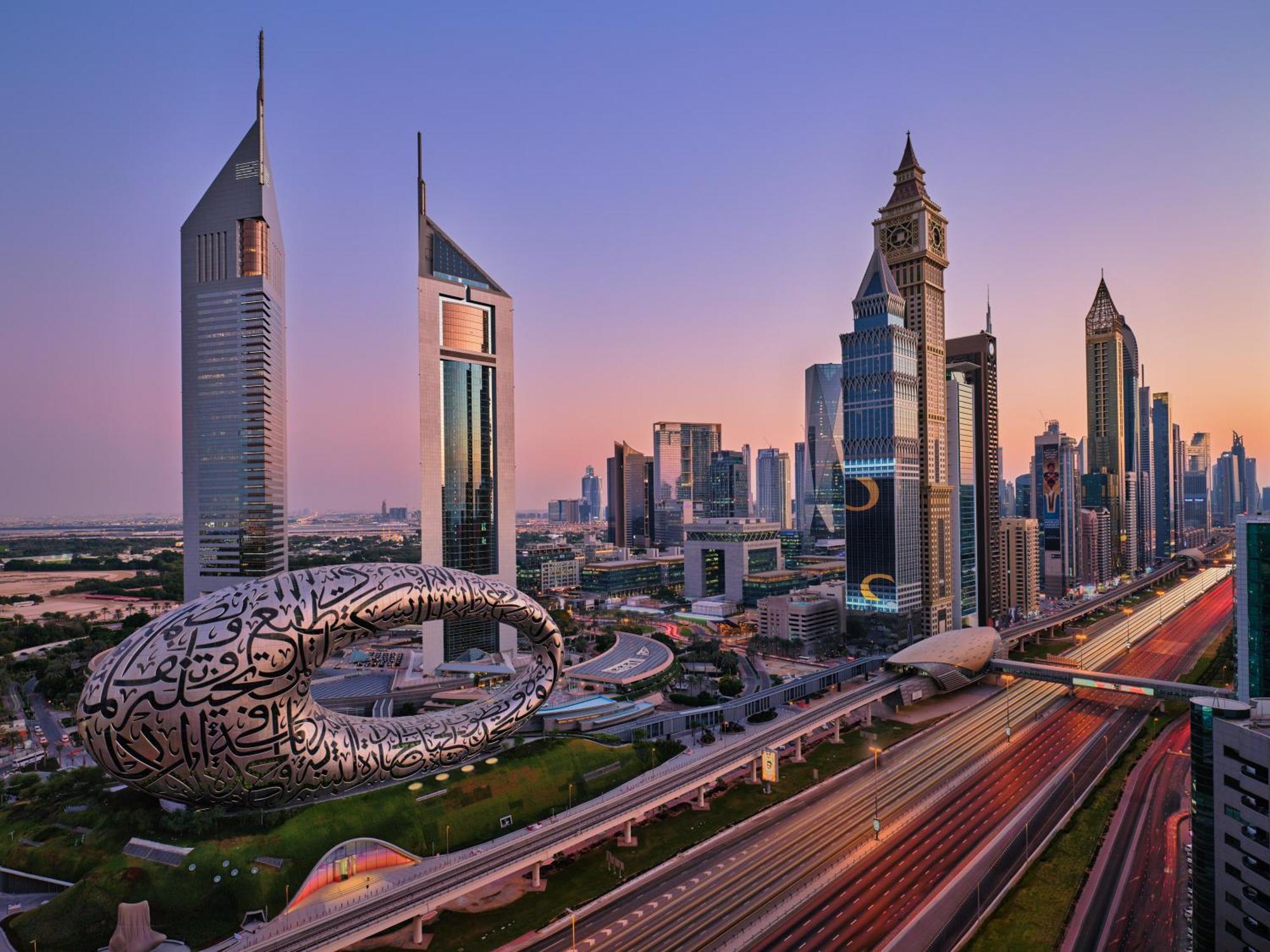 Junior Suite Sheikh Zayed Road View